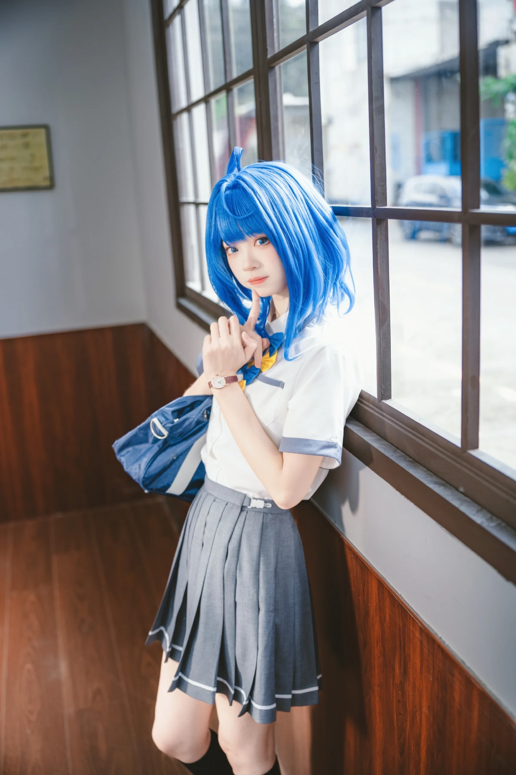 【八奈见杏菜cos】败犬女主也太多了，课间休息的自然光影 - 第 7 张