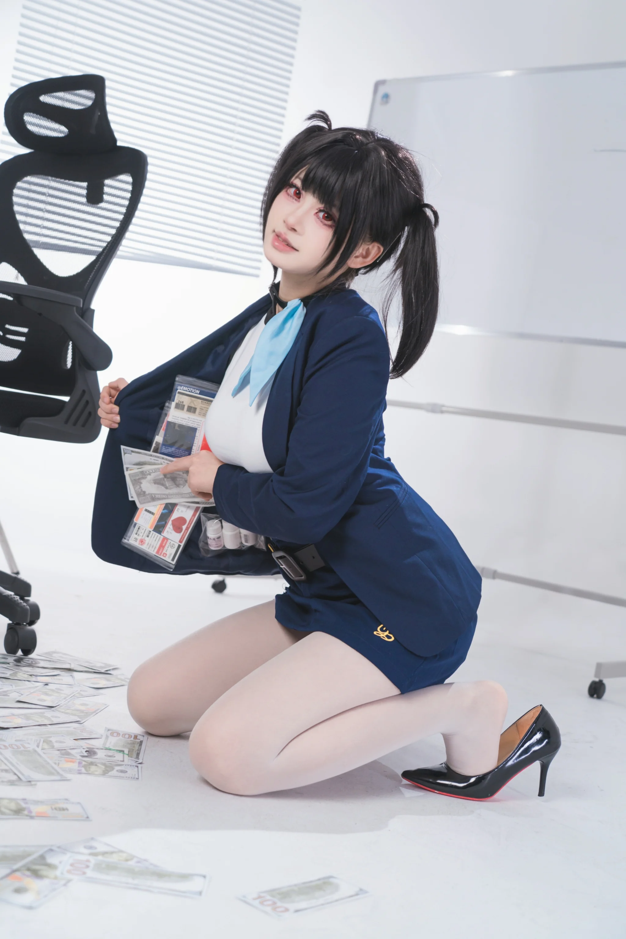 【索拉cos】NIKKE職場裝扮與白棚的秘密道具 - 第 3 張