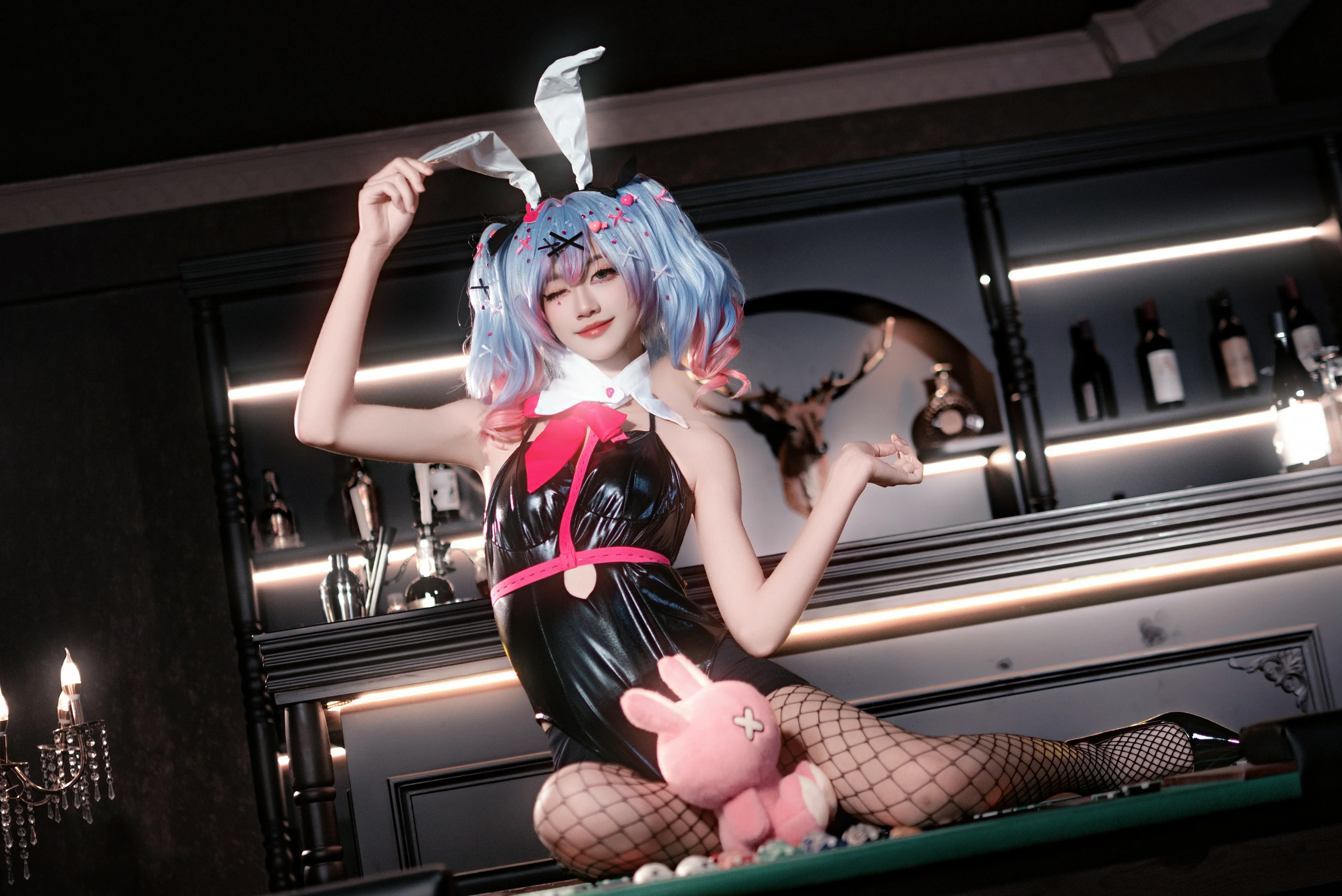 【初音未来cos】黑色漆皮兔女郎，赌桌前的别样风格 - 第 7 张