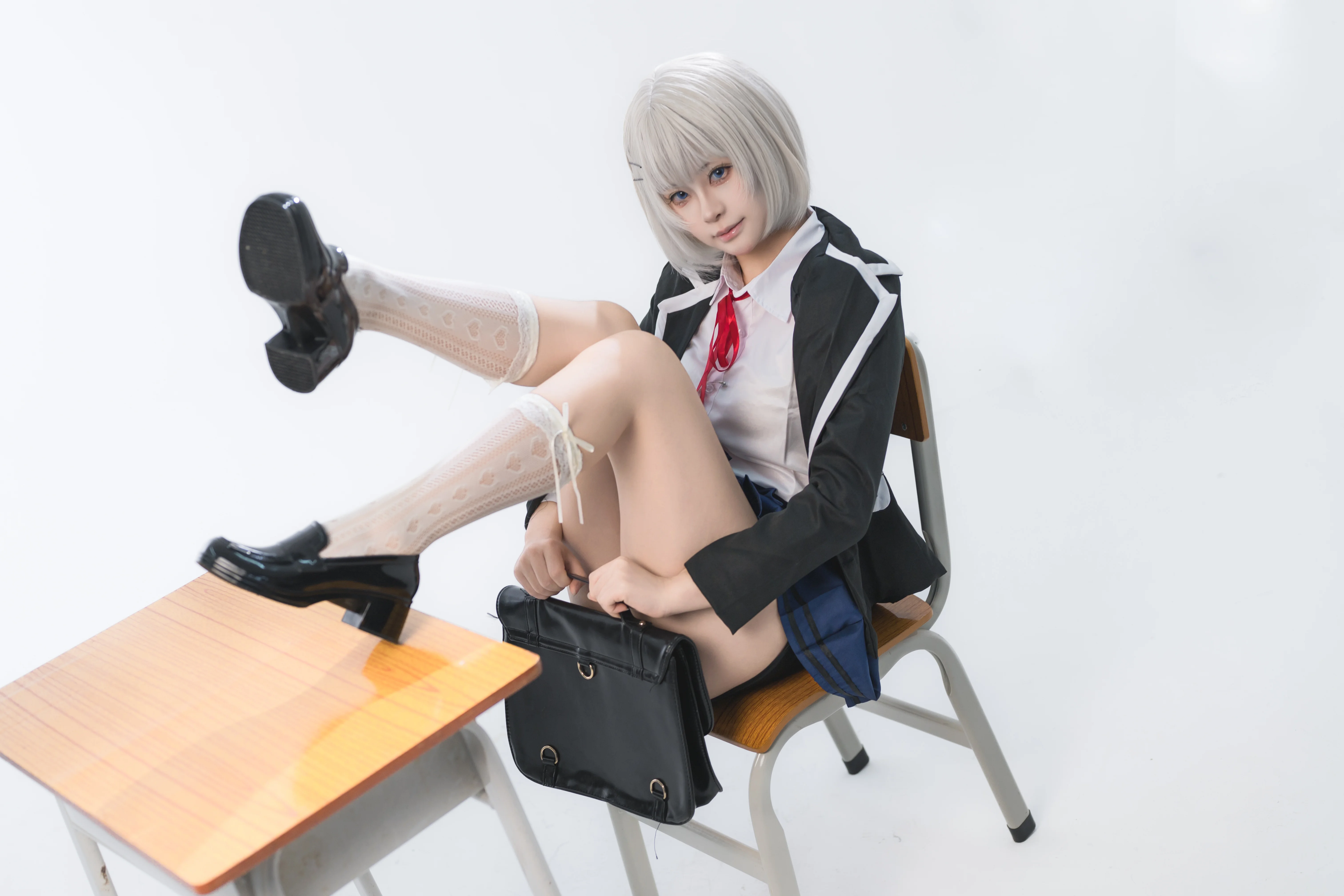 【莺一折纸cos】约会大作战的校园课堂时刻 - 第 4 张