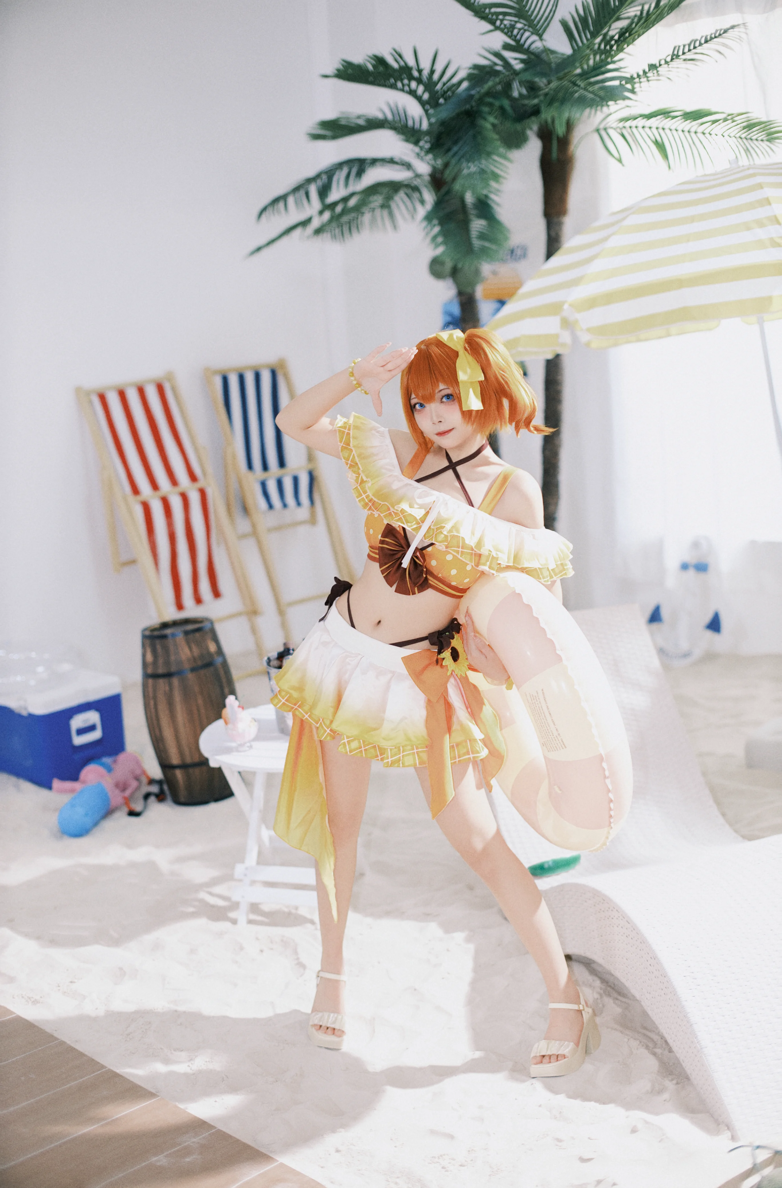 【穗乃果cos】夏日泳装写真，元气满满的卷卷马尾挑战