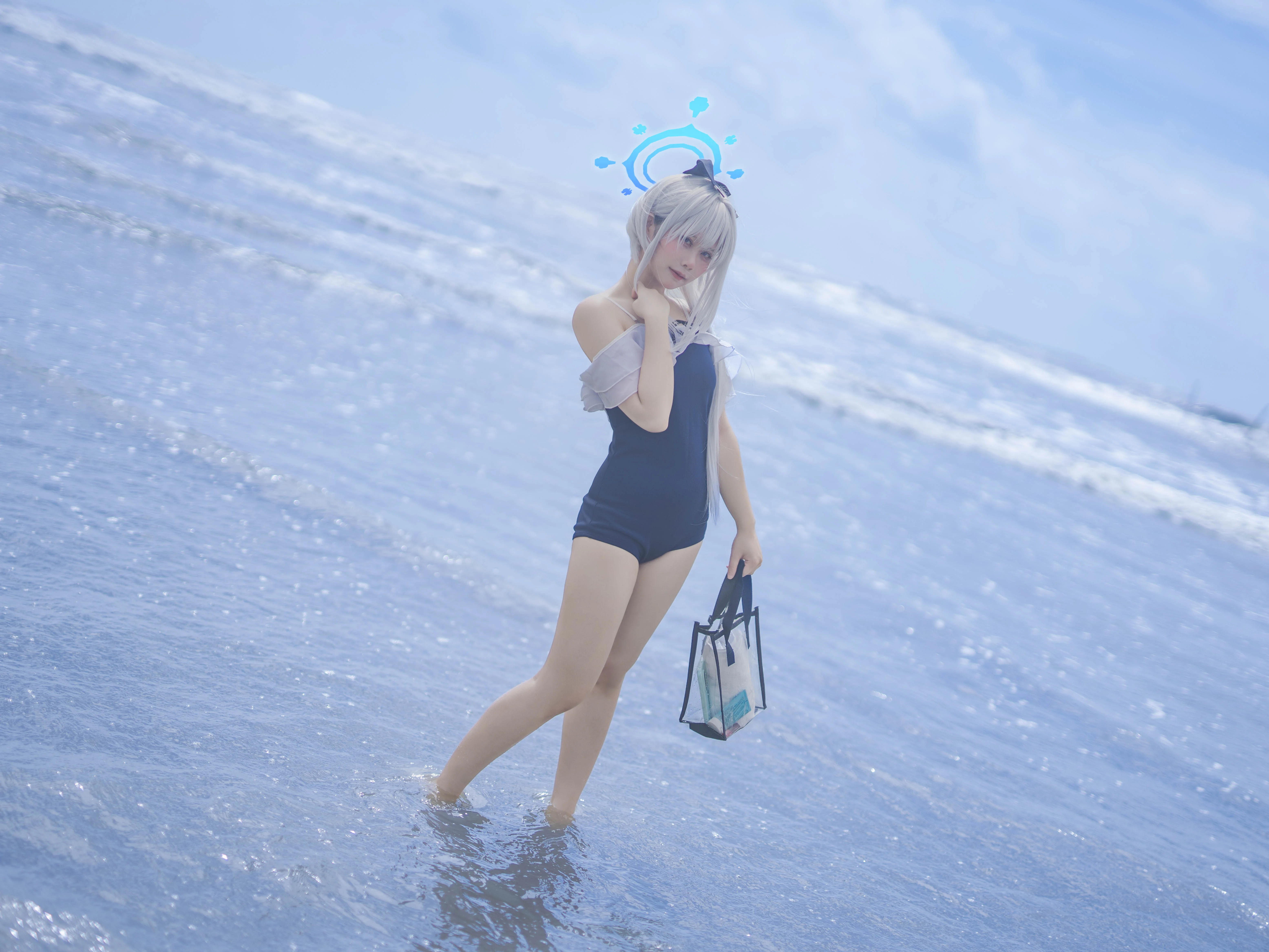 【月雪宫子cos】碧蓝档案，台风也挡不住的夏日海边 - 第 2 张