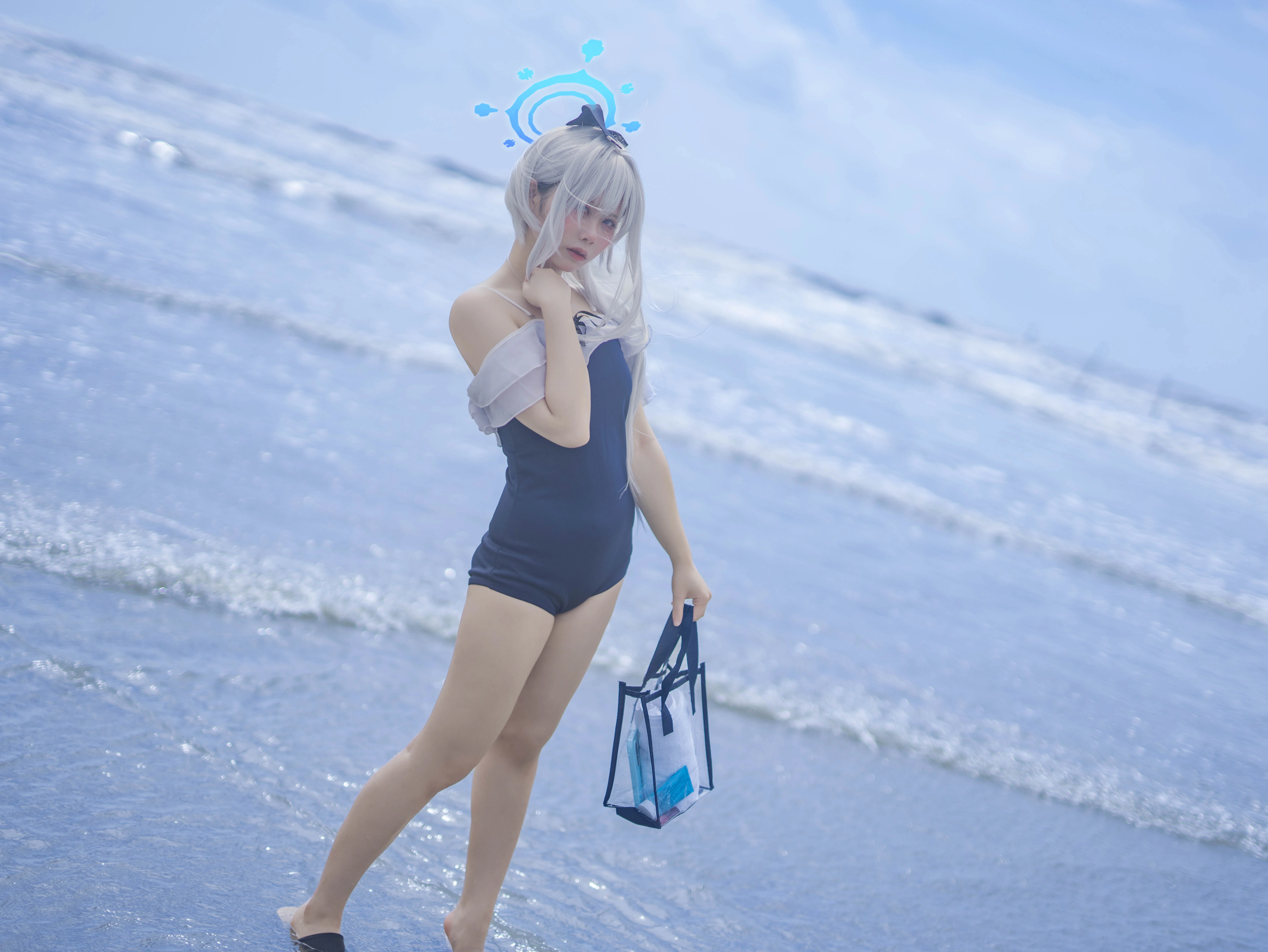 【月雪宫子cos】碧蓝档案，台风也挡不住的夏日海边 - 第 3 张
