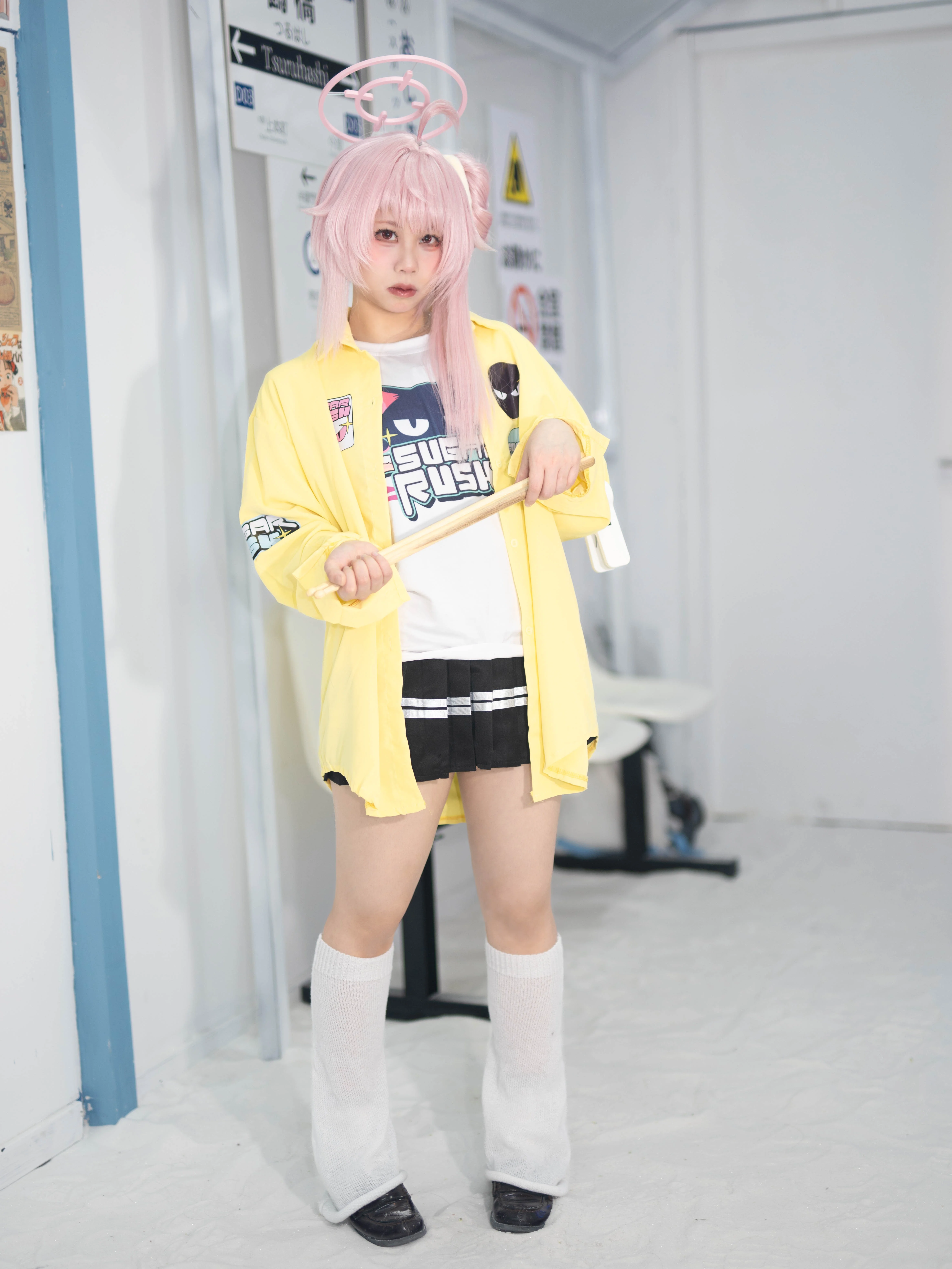 【柚鸟夏cos】在站台敲响青春的节拍，碧蓝档案乐队造型拍摄记 - 第 9 张