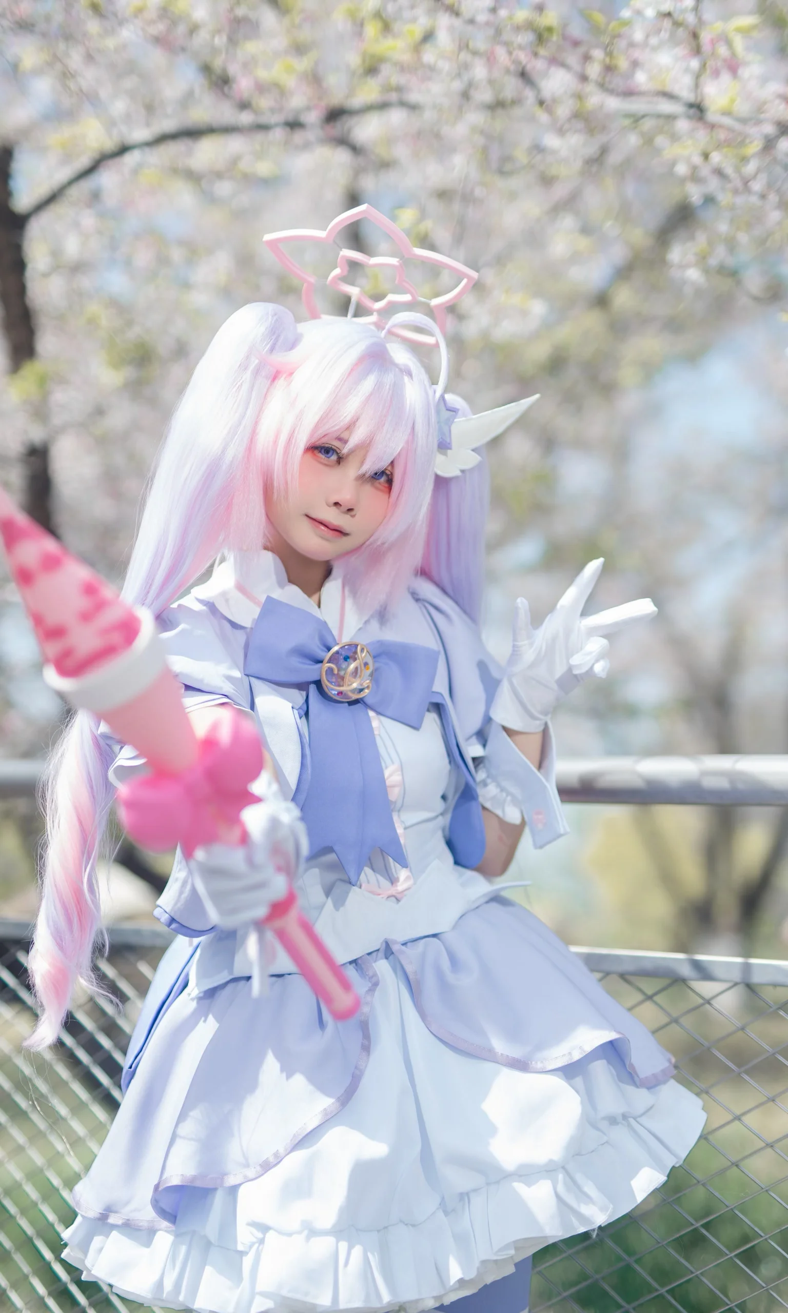 【宇泽玲纱cos】碧蓝档案的魔法芋泥造型，在樱花季里定格春日魔法 - 第 5 张
