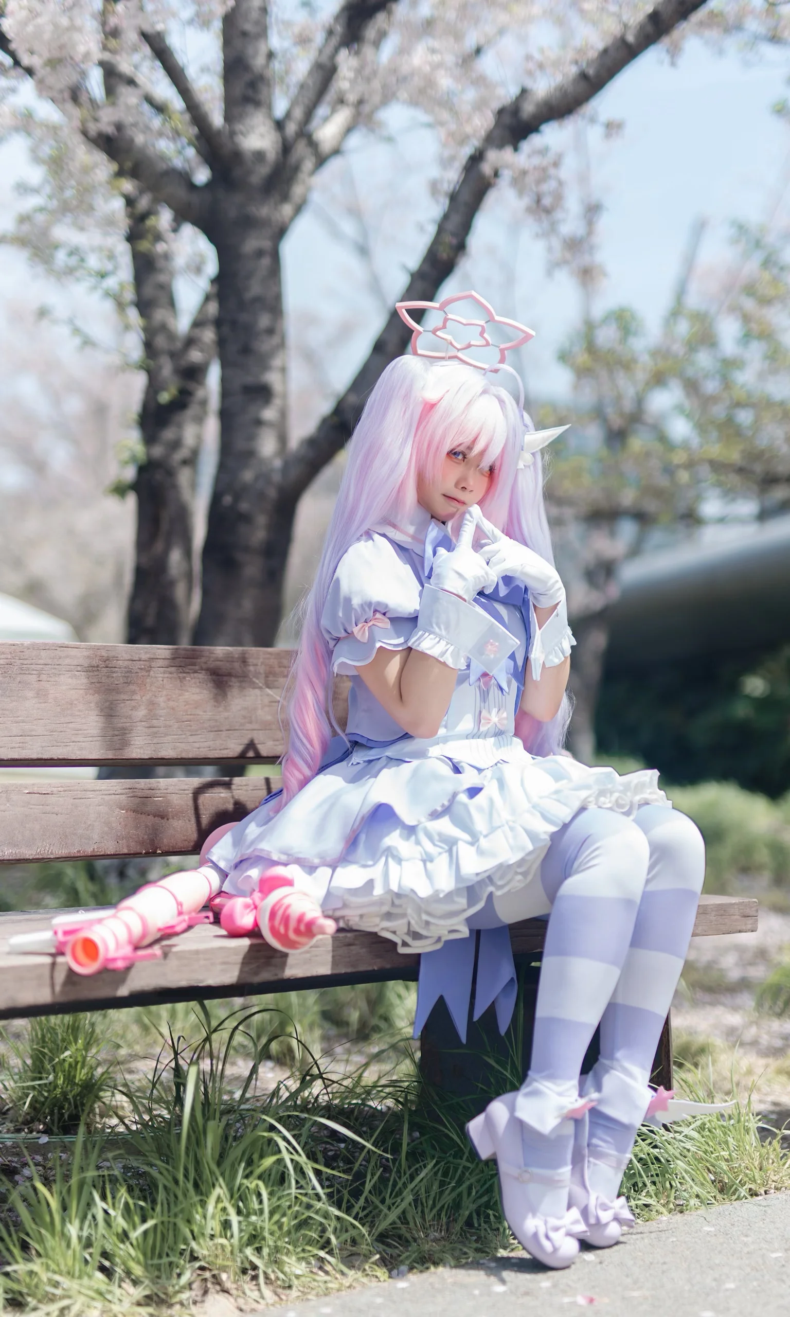 【宇澤玲紗cos】在櫻花下捕捉碧藍檔案的魔法少女瞬間 - 第 1 張