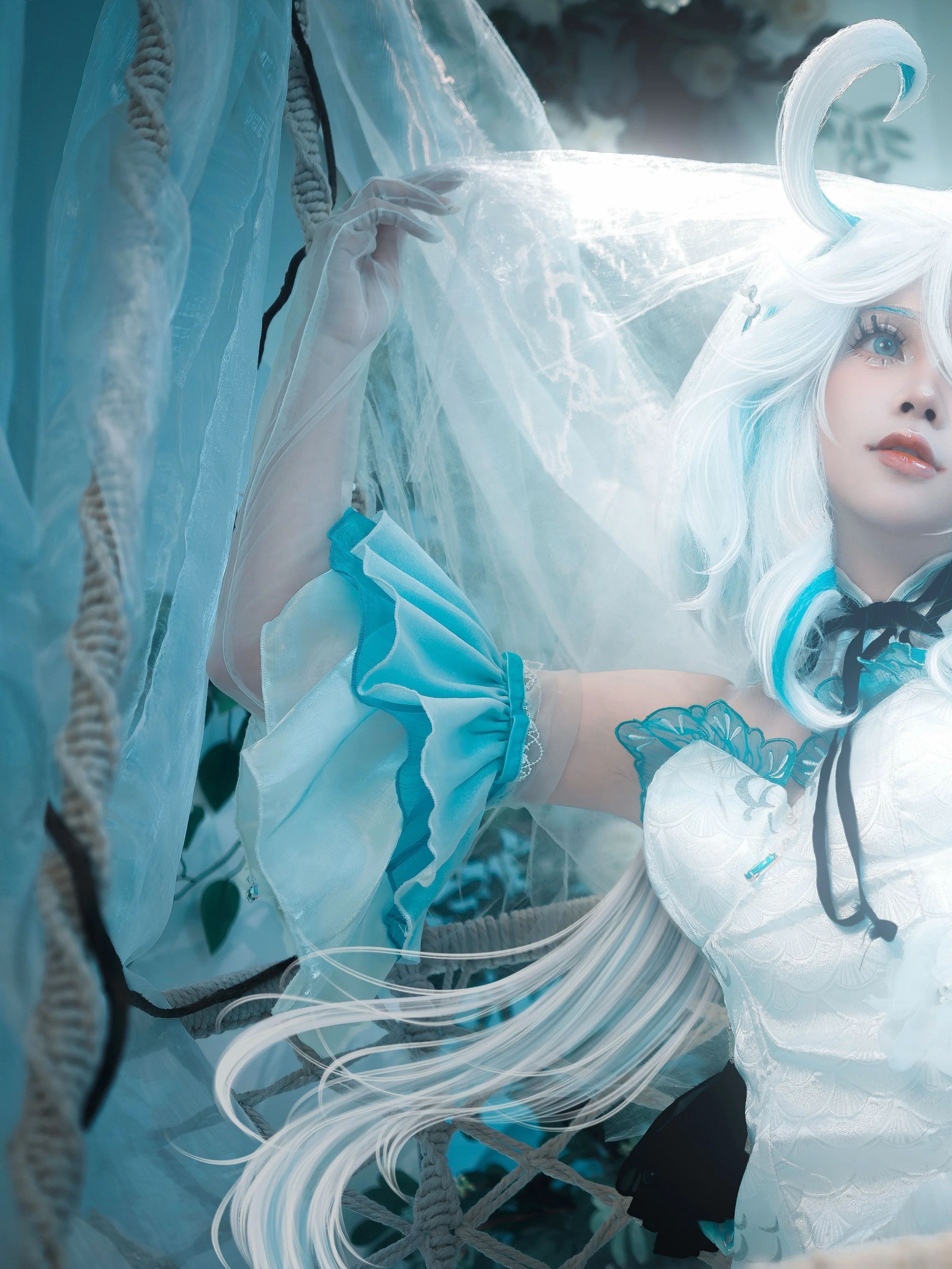 【芙宁娜cos】原神水精灵的同人演绎，清冷又梦幻的造型 - 第 1 张