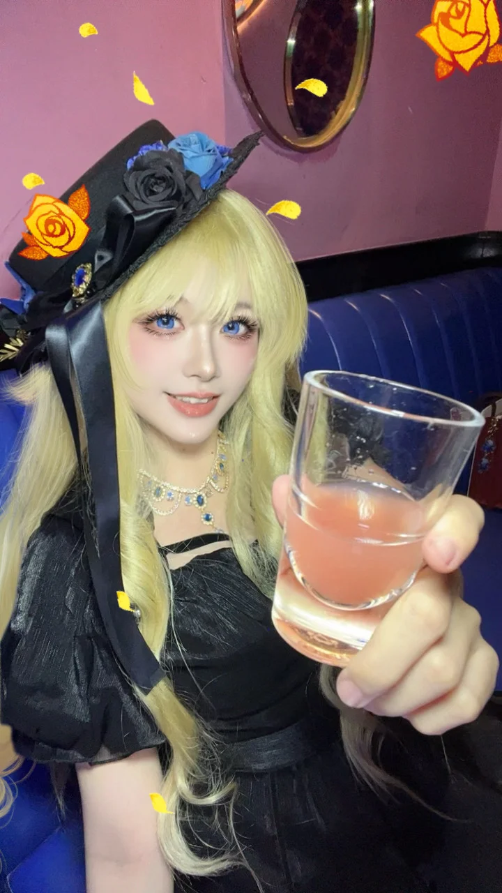 【娜维娅cos】KTV里的枫丹黄玫瑰，自搭私设轻复古日常