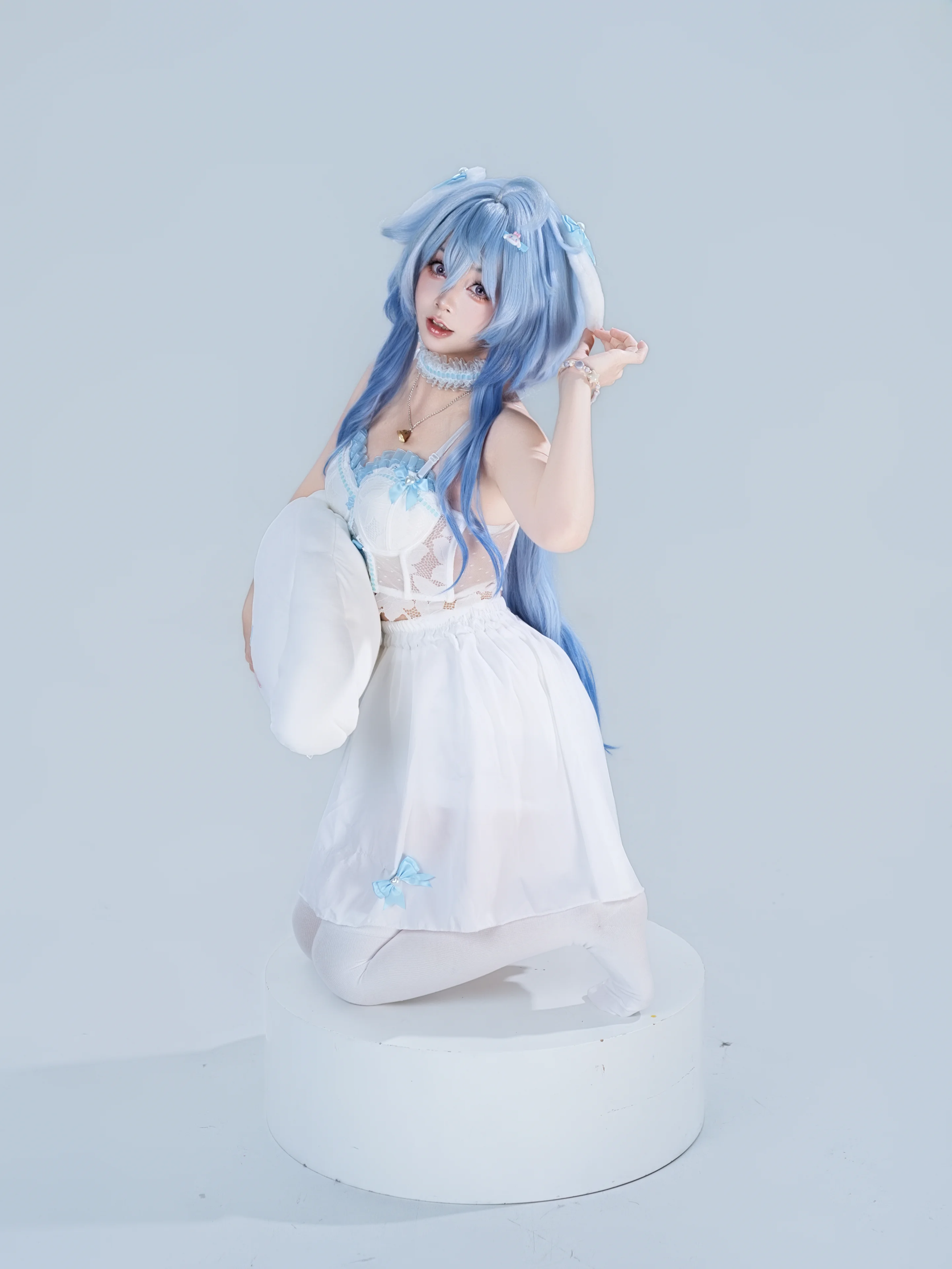 原神甘雨玉桂狗同人cos，三年前的清爽动作参考 - 第 4 张