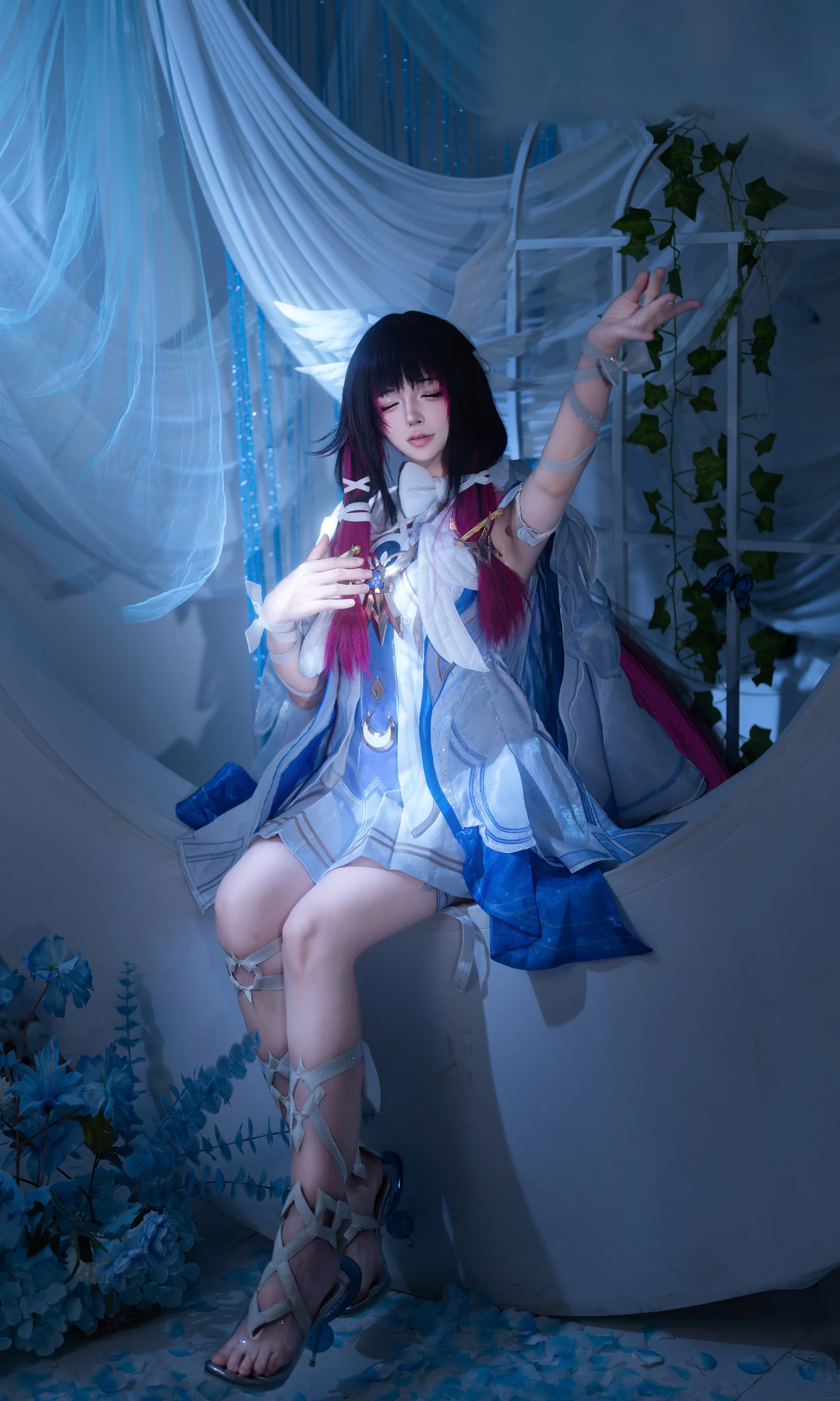【コロンビーナ コスプレ】『空月の歌』復刻、一筋の月光を借りて少女の姿を切り取る - 4 枚目