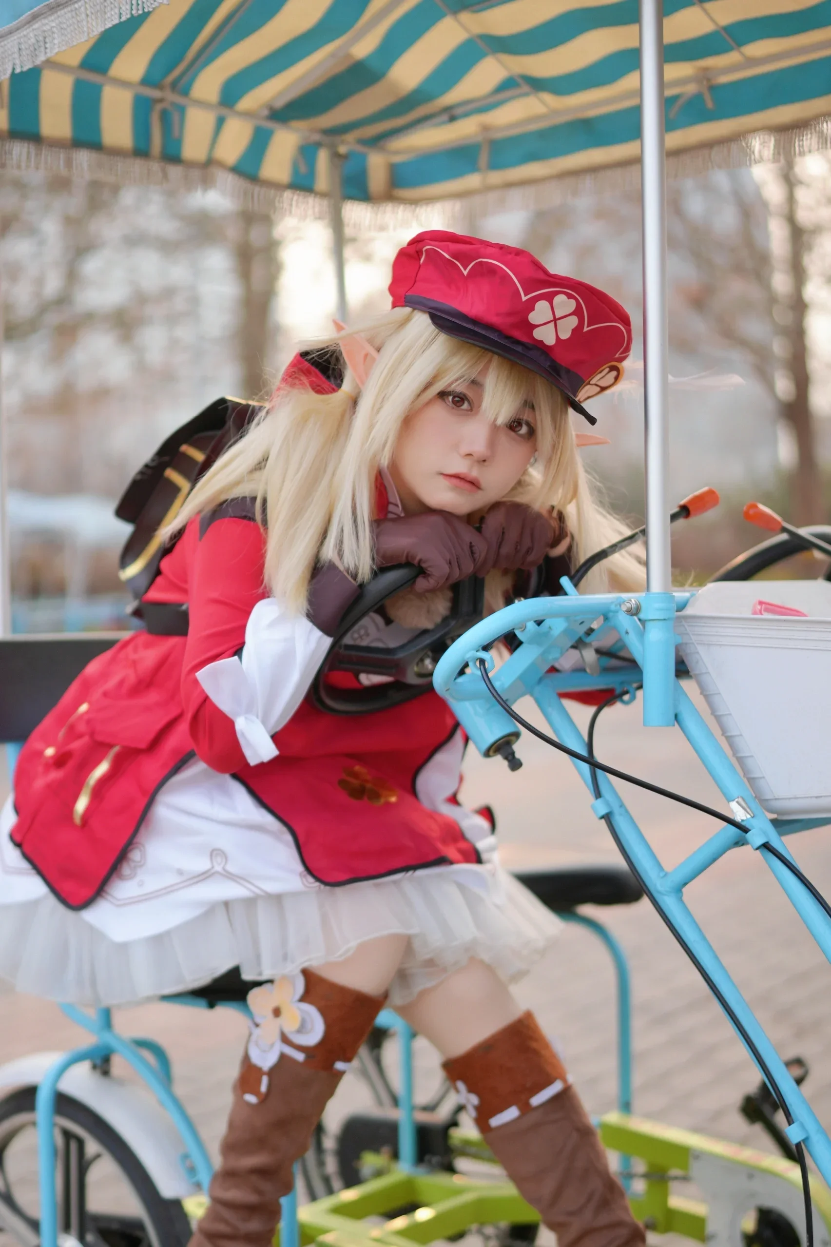 【クレー コスプレ】『原神』火花騎士の公園遊園地でおちゃめな日常 - 12 枚目