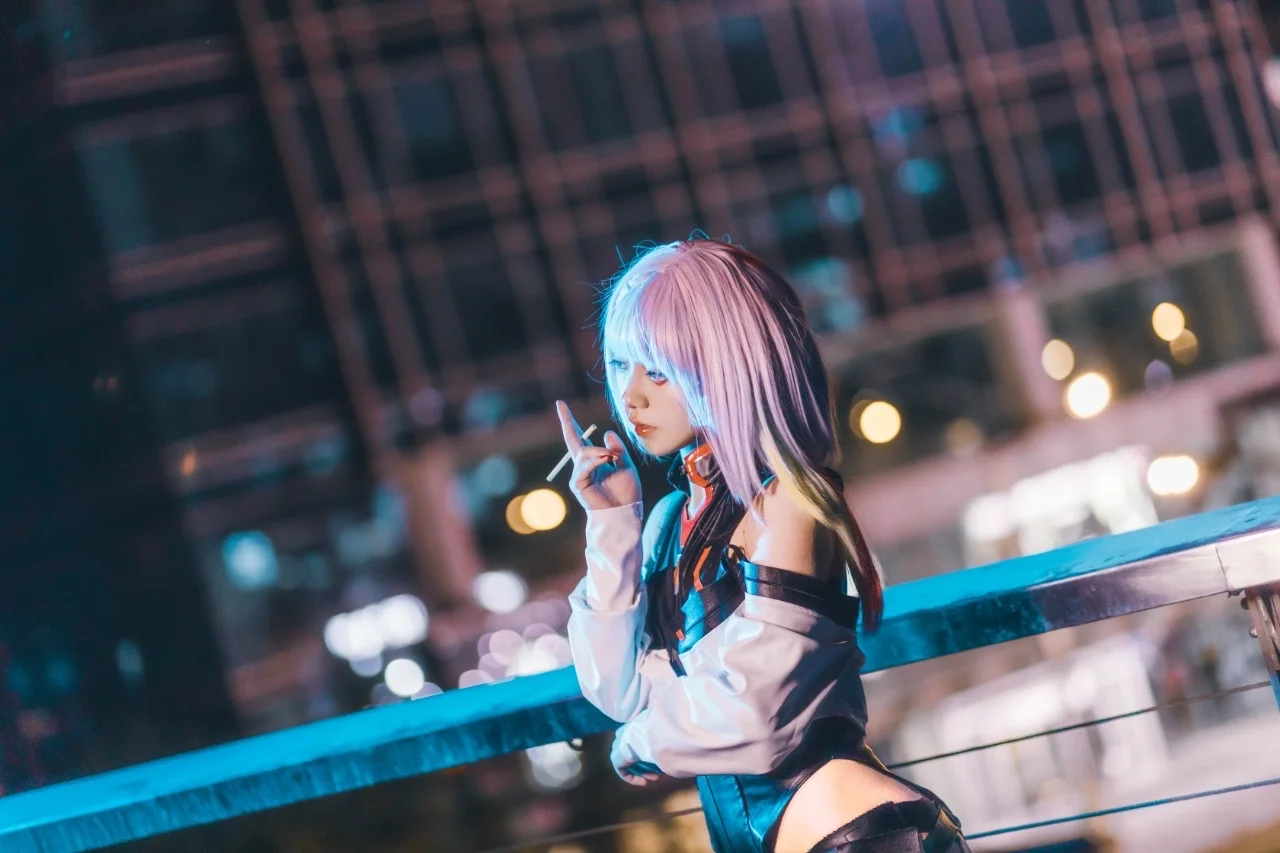 【露西cos】拿著百奇的賽博朋克邊緣行者，三年前的正片回憶 - 第 1 張