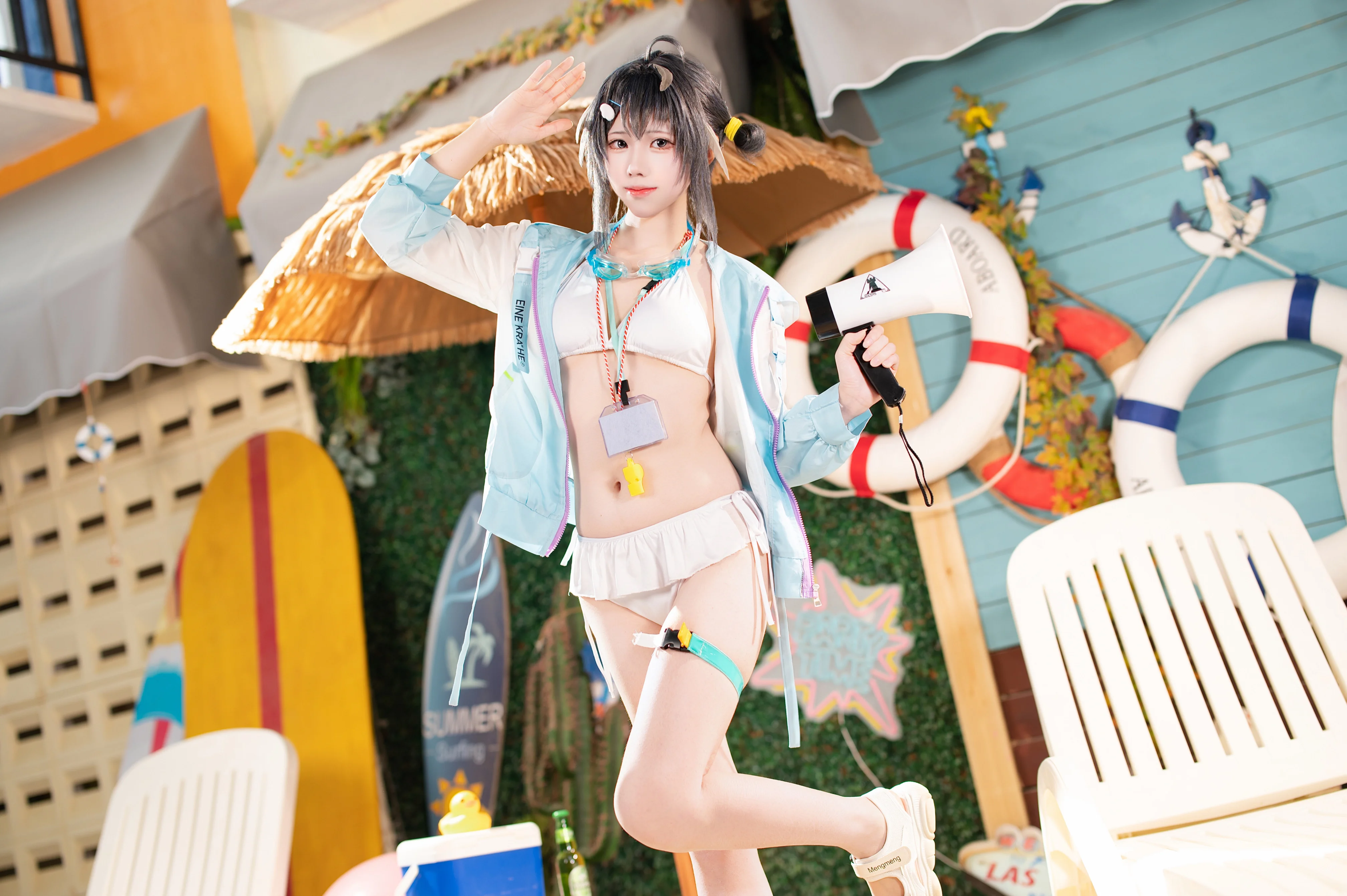 【羽毛笔cos】明日方舟夏日泳装，活力救生员