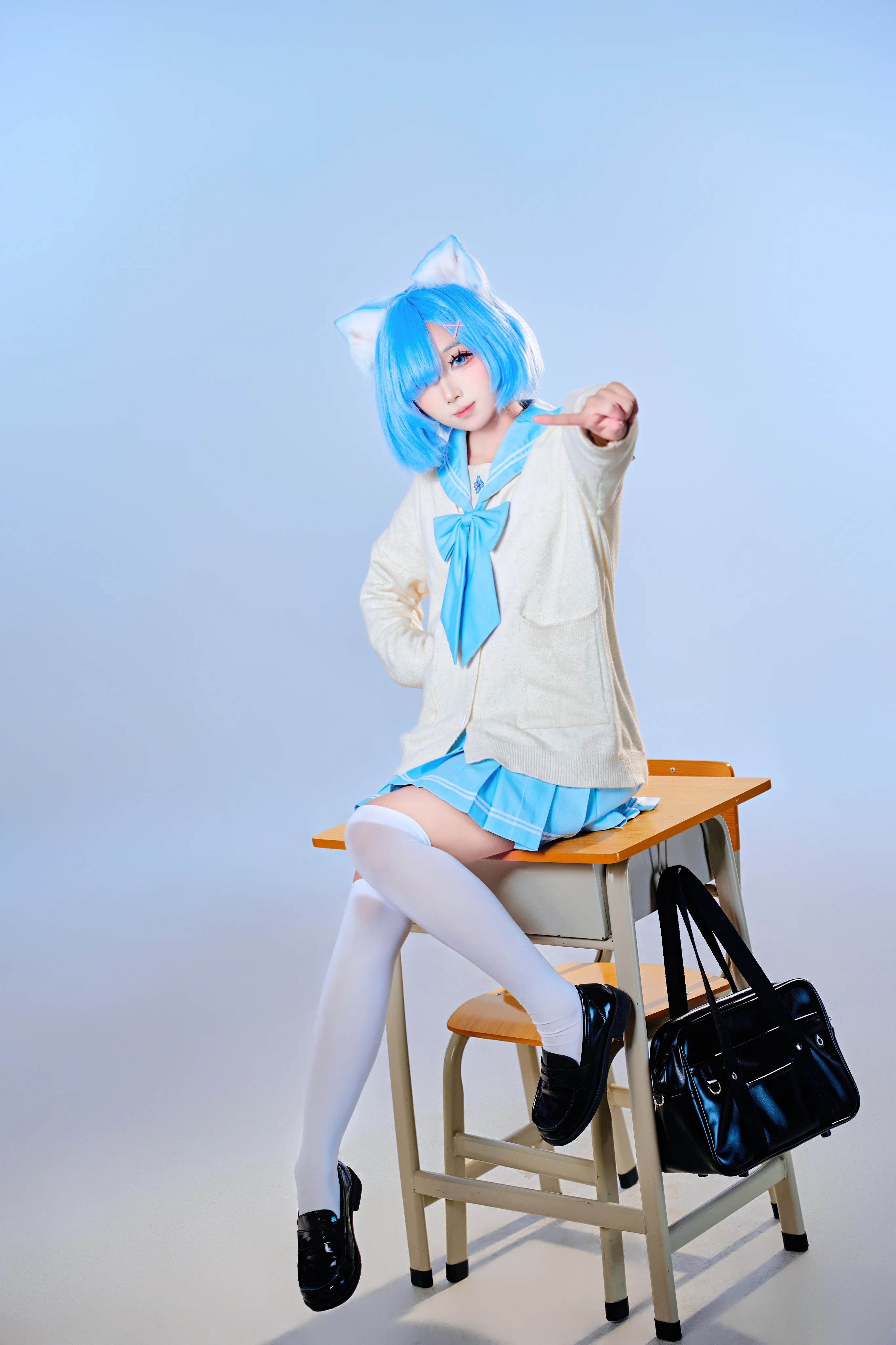 【蕾姆cos】从零开始的异世界生活，校园水手服蓝白清新风 - 第 2 张
