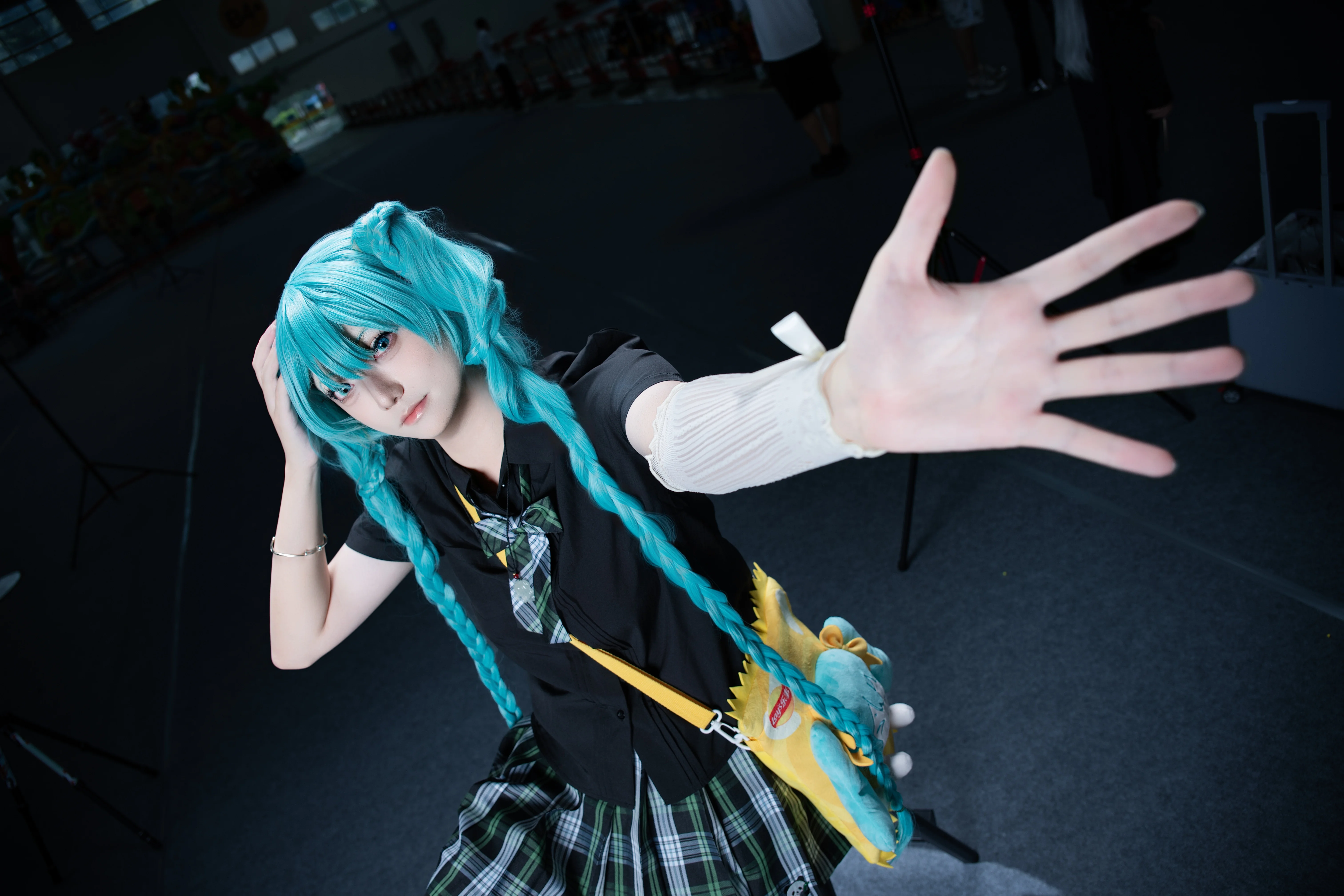 【初音未来cos】佛山CWD1场照，黑丝加运动鞋的舒适穿搭 - 第 4 张