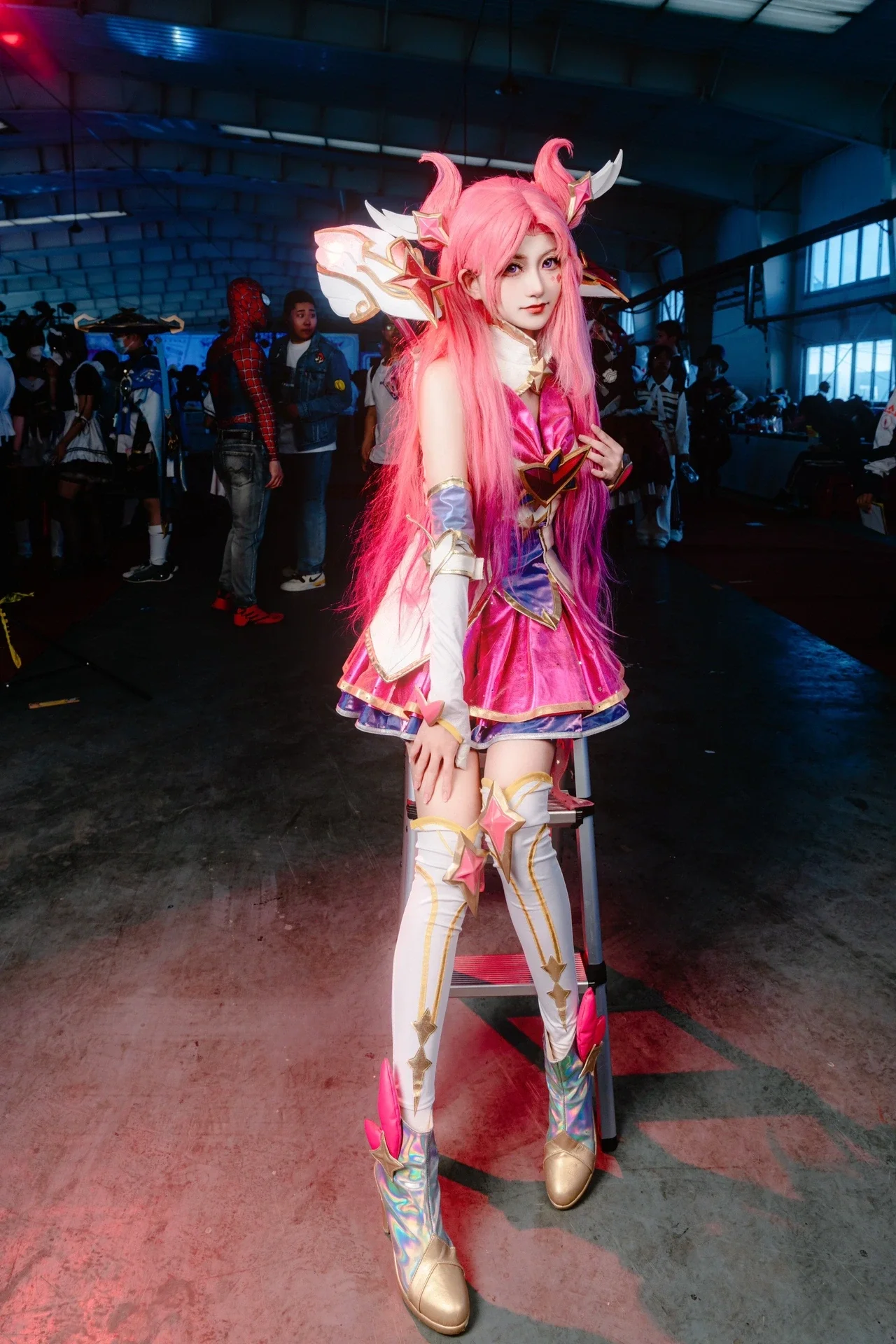 【星之守护者卡莎cos】特别的星光，在漫展尽情闪耀