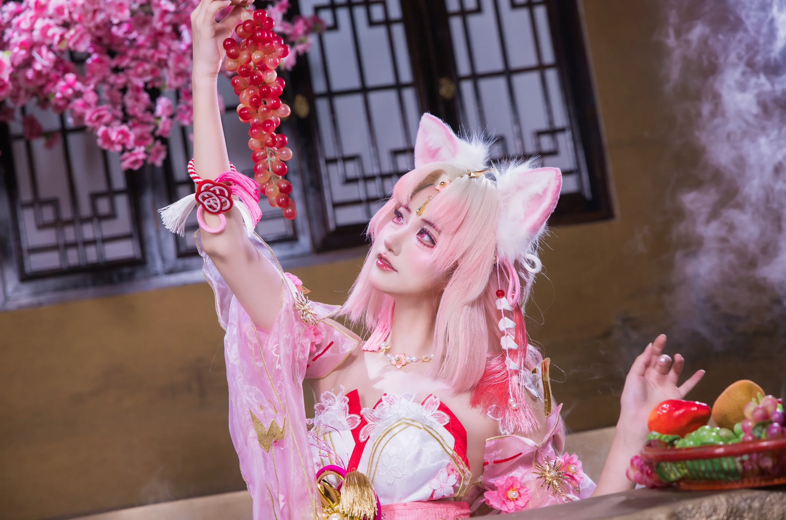 【胡桃cos】永劫無間櫻雲天女，把溫泉仙境搬進棚裡 - 第 2 張