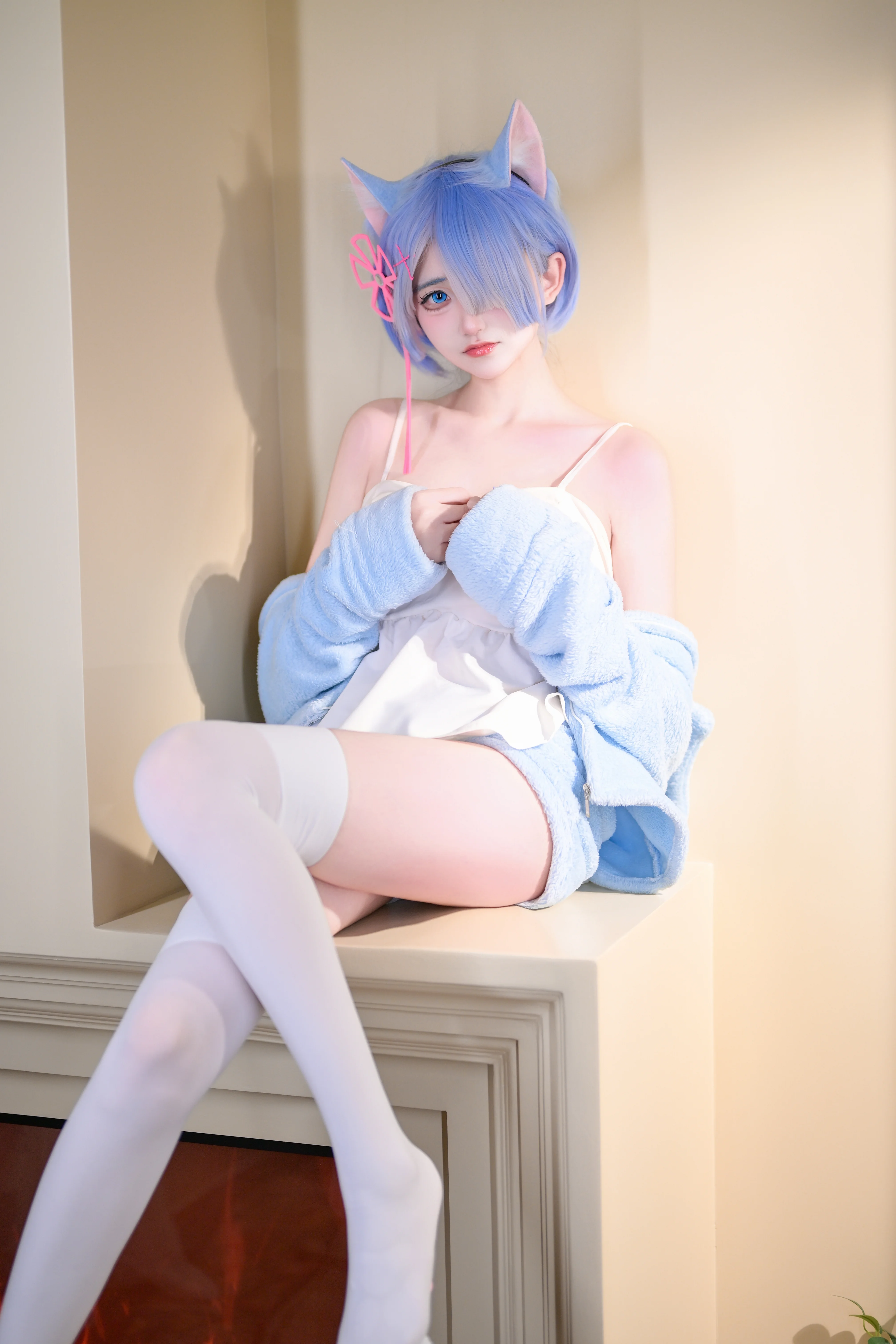 [Rem cosplay] Re:ZERO -Starting Life in Another World-, a lazy fireplace record of a Pajama cosplay - Image 3