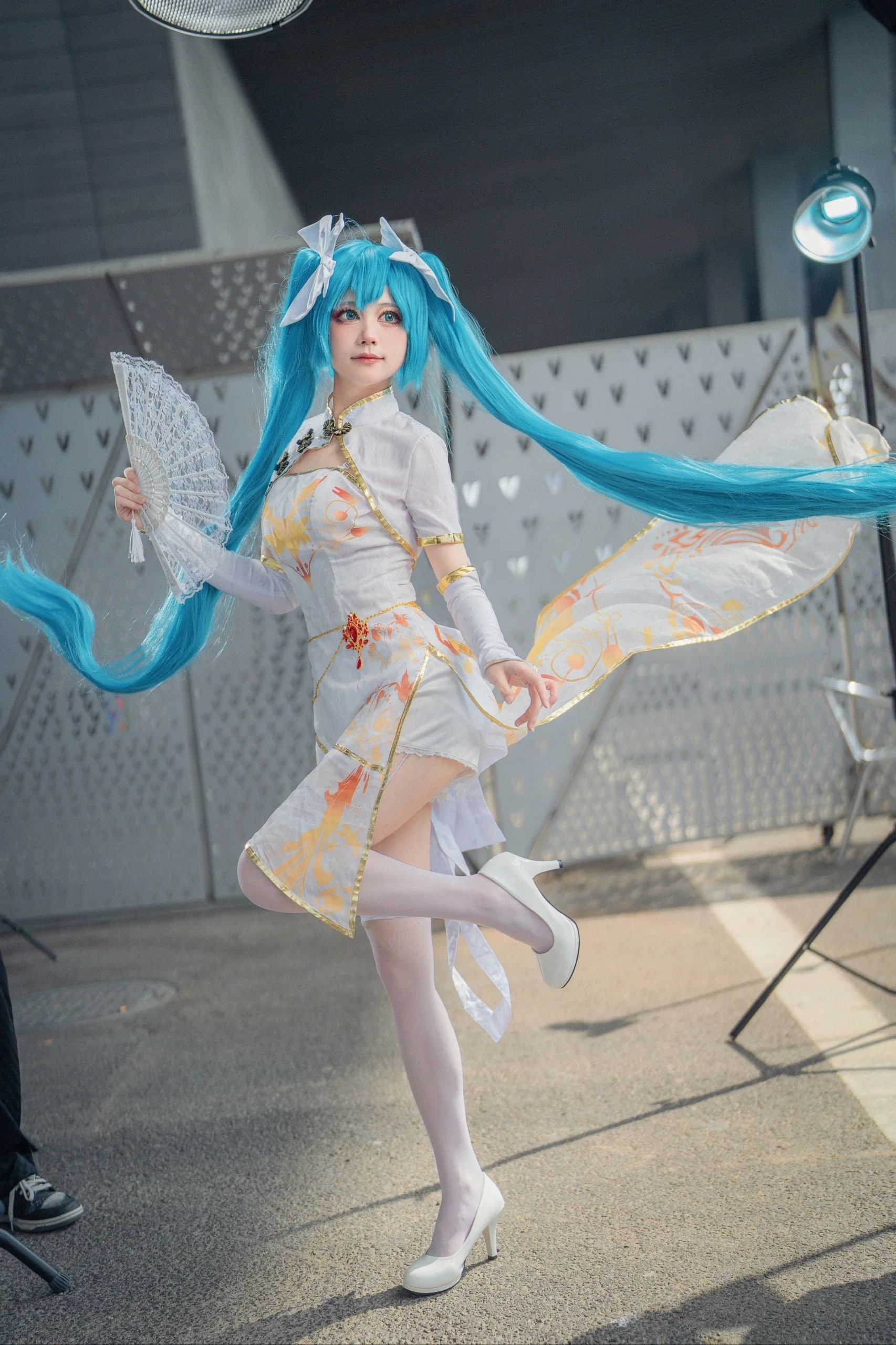 【初音未來cos】白裙摺扇，清新國風場照分享 - 第 2 張