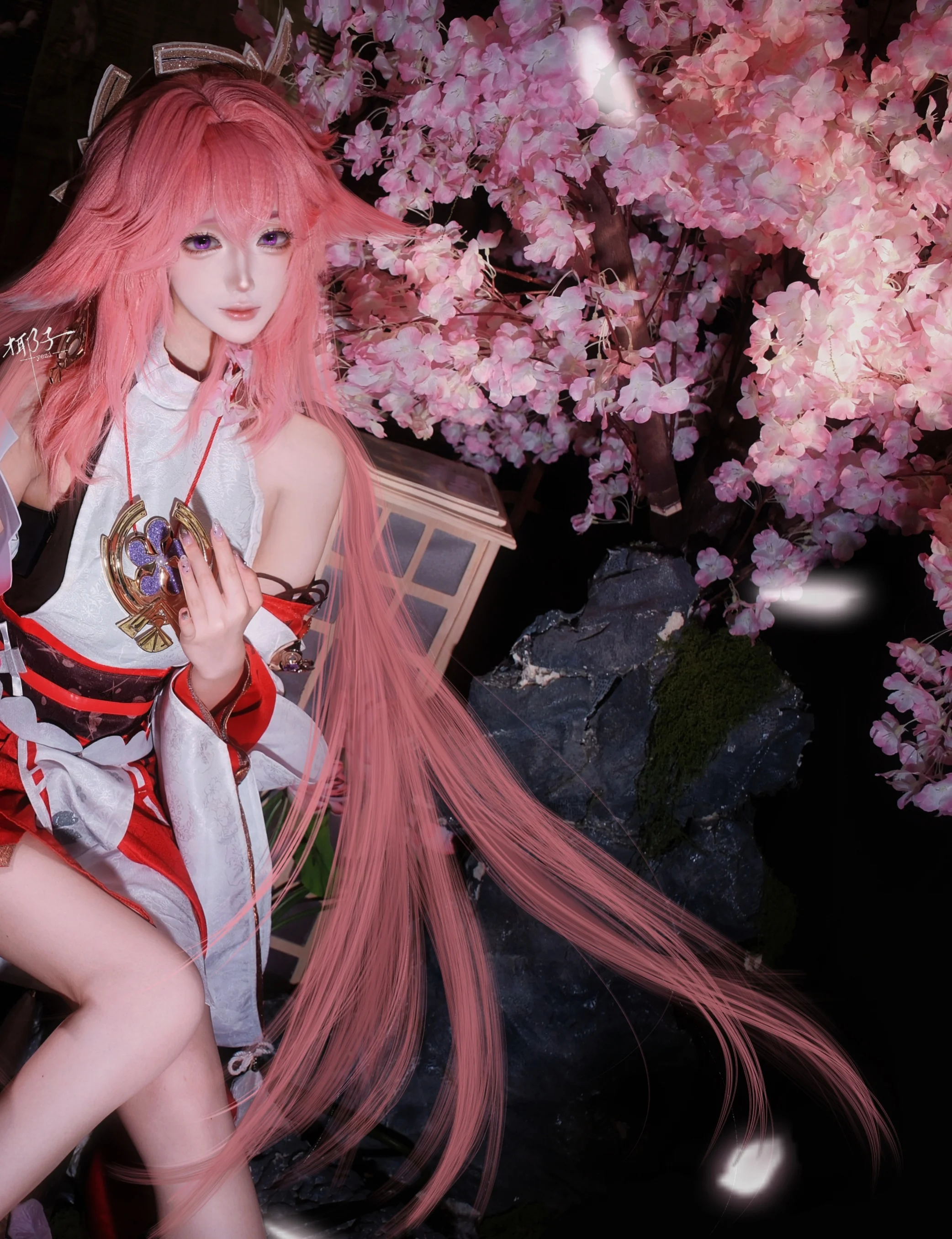 [Yae Miko Cosplay] Kitsune Illusion Beneath Pink Cherry Blossoms in Genshin Impact - Image 2