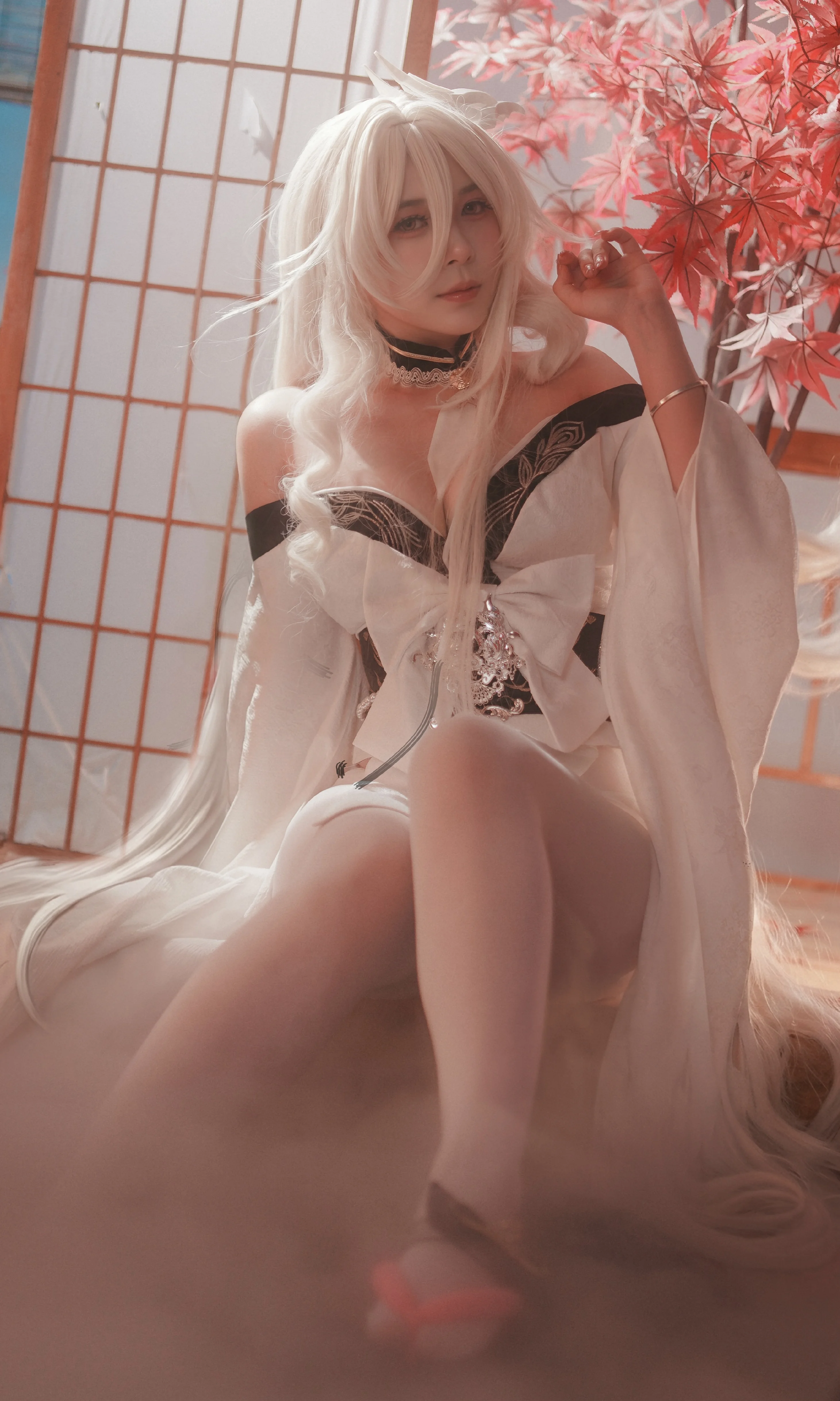 【白鳳 コスプレ】アズールレーン 紅叶の和風セットに咲く白鳳 - 1 枚目