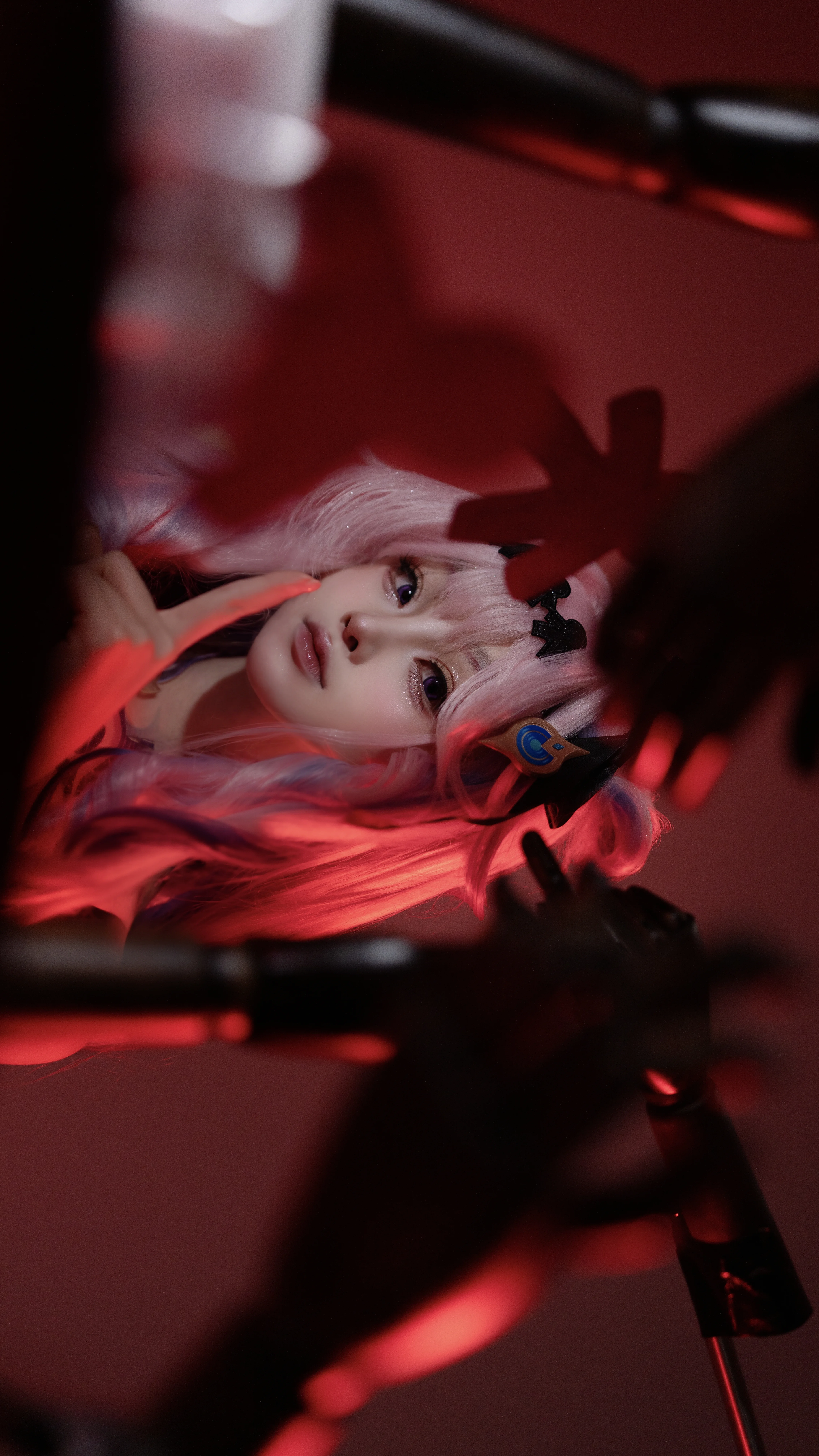 【黑婭cos】紅色逆光下的氛圍感特寫 - 第 1 張