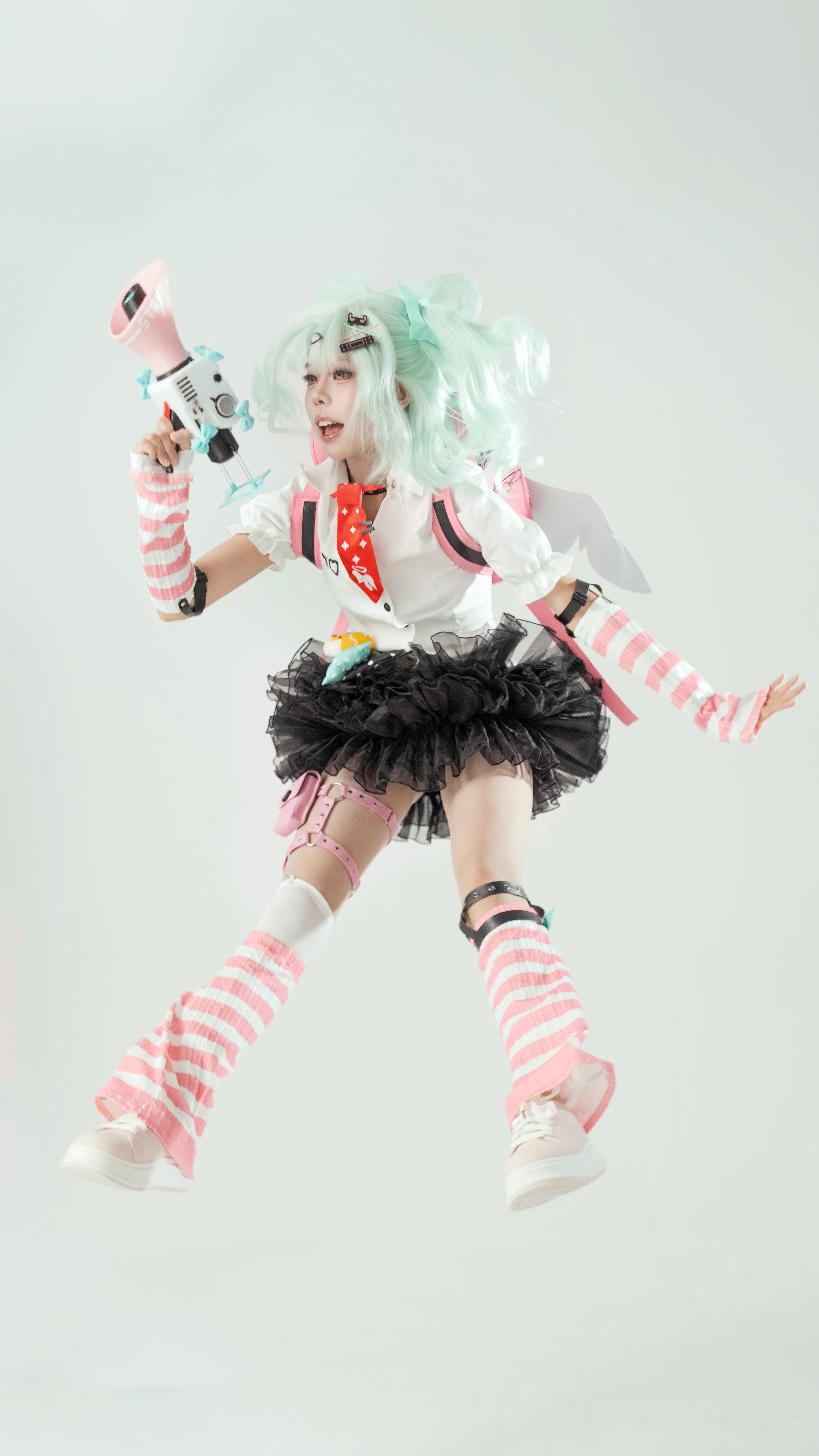 【妄想天使千夏cos】纯白空间里的灵动抓拍