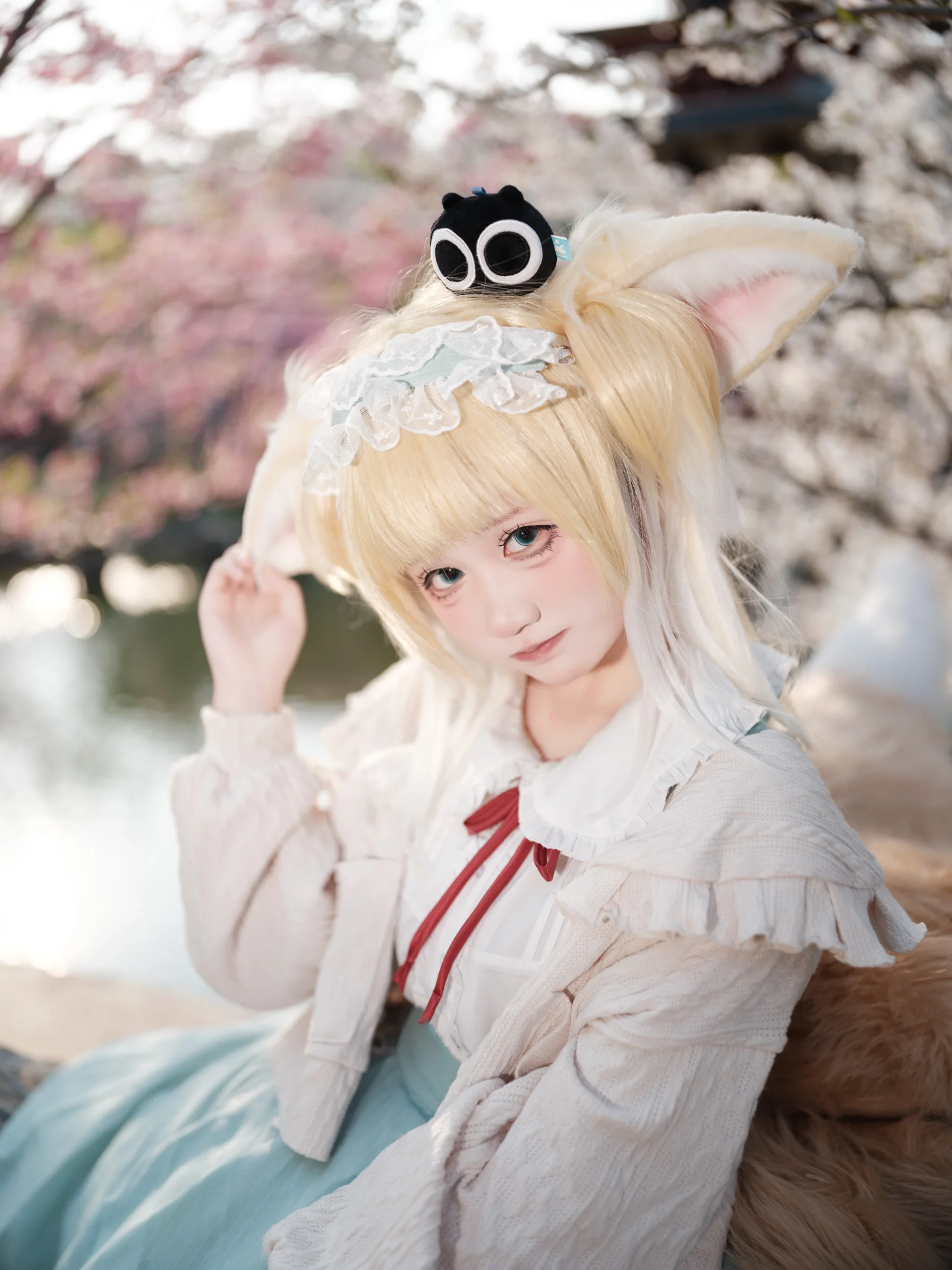 【铃兰cos】明日方舟春日企划，樱花树下的大尾巴干员 - 第 2 张