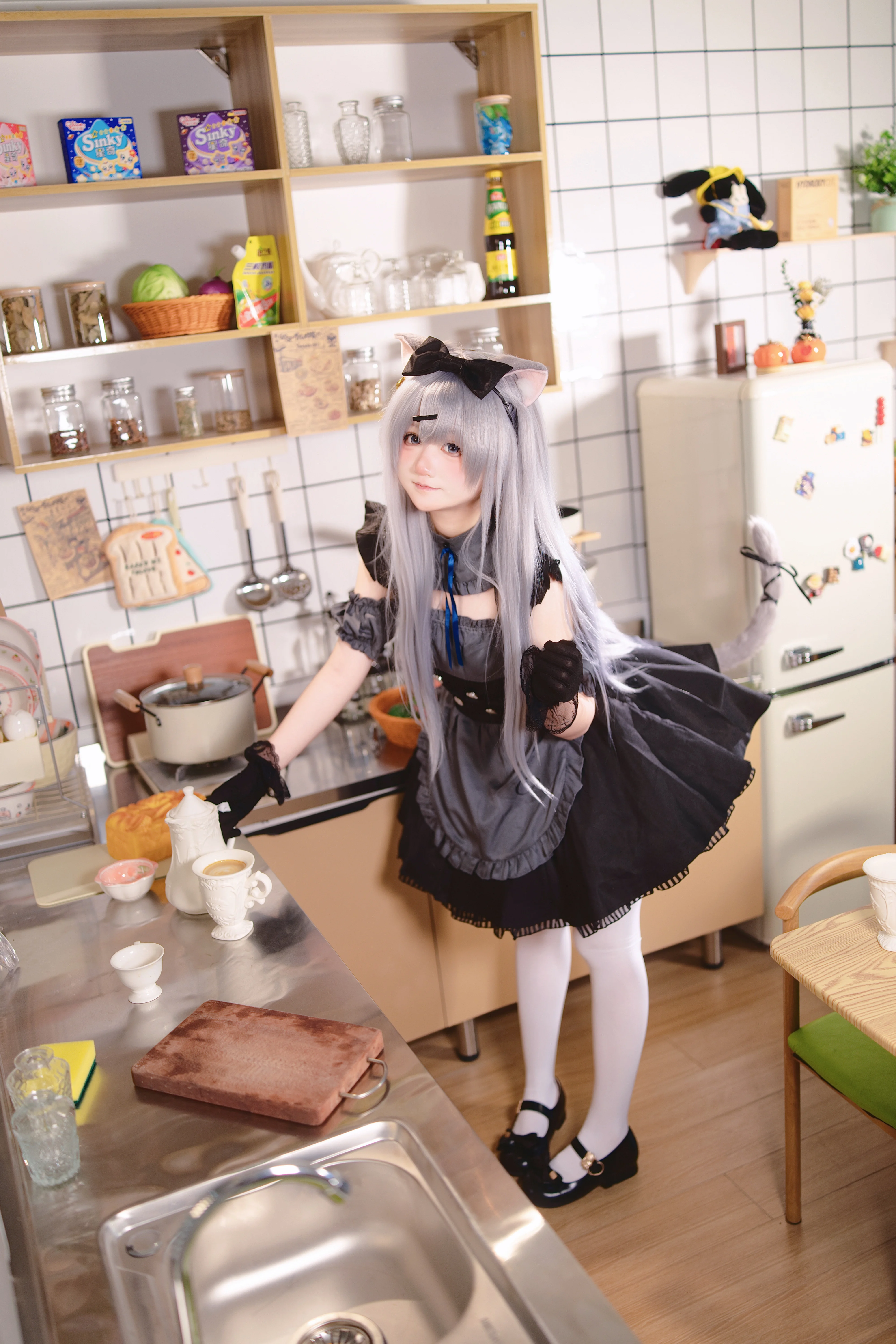 【雪村千绘莉cos】在巧克甜恋的厨房里捕捉日常光影与萌系瞬间