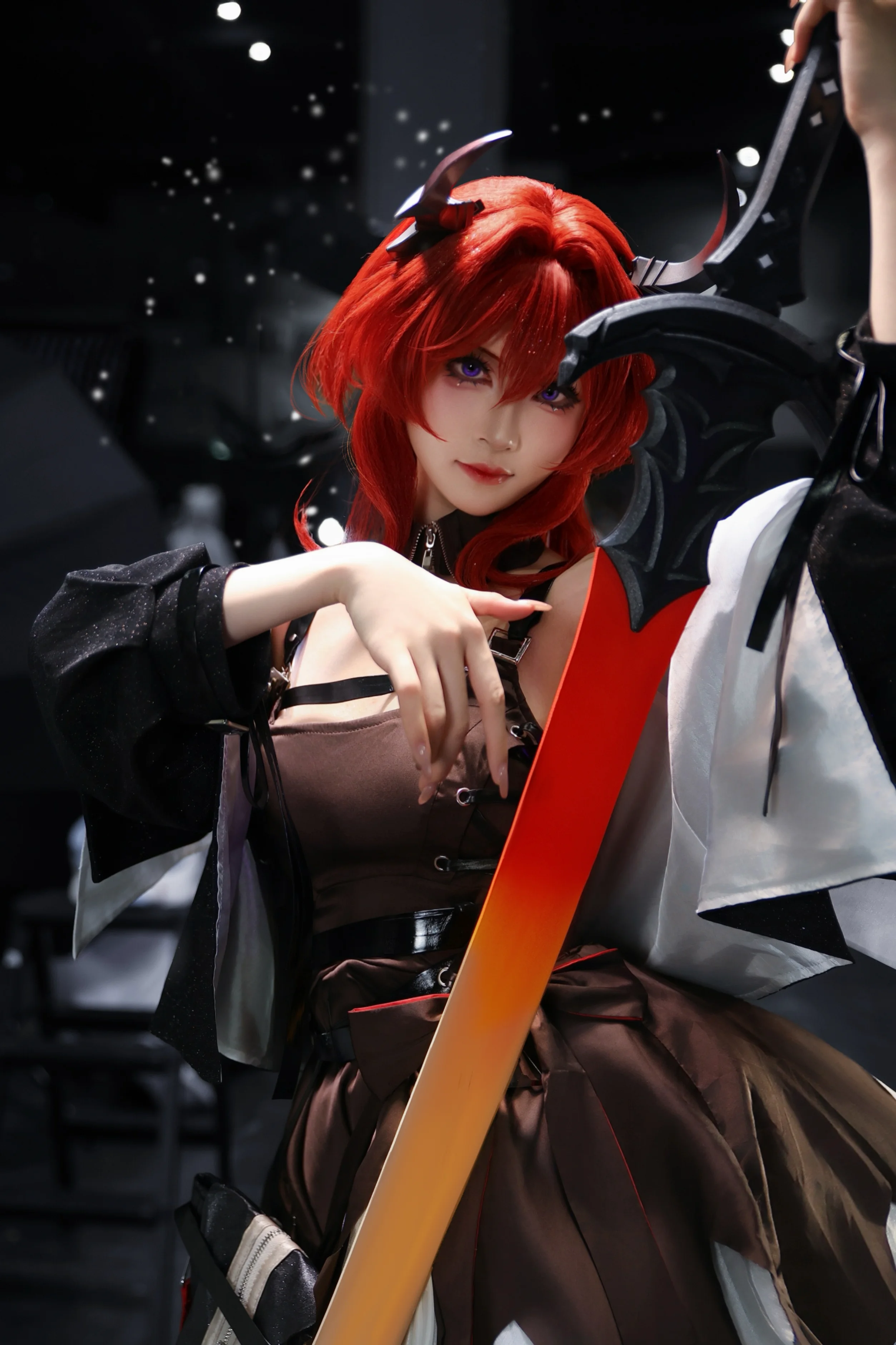 【史尔特尔cos】明日方舟 红发执剑的漫展随拍 - 第 1 张