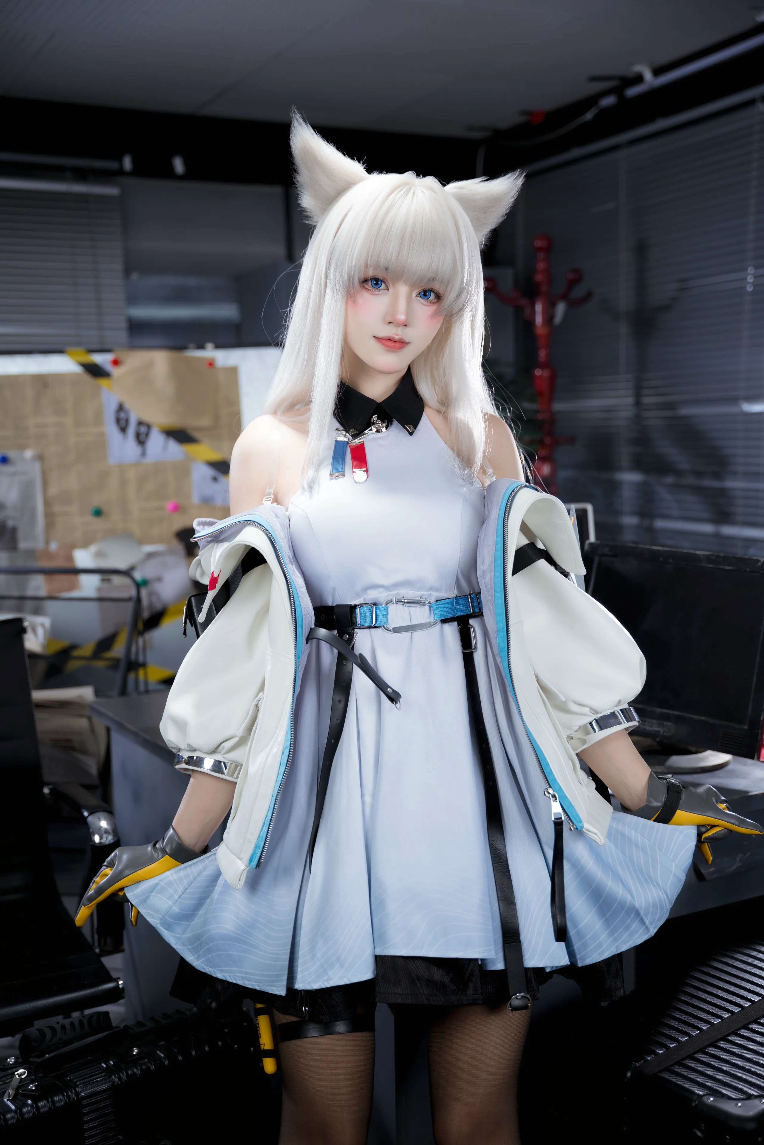 [佩丽卡cos] 终末地战术风兽耳少女的棚拍记录 - 第 1 张