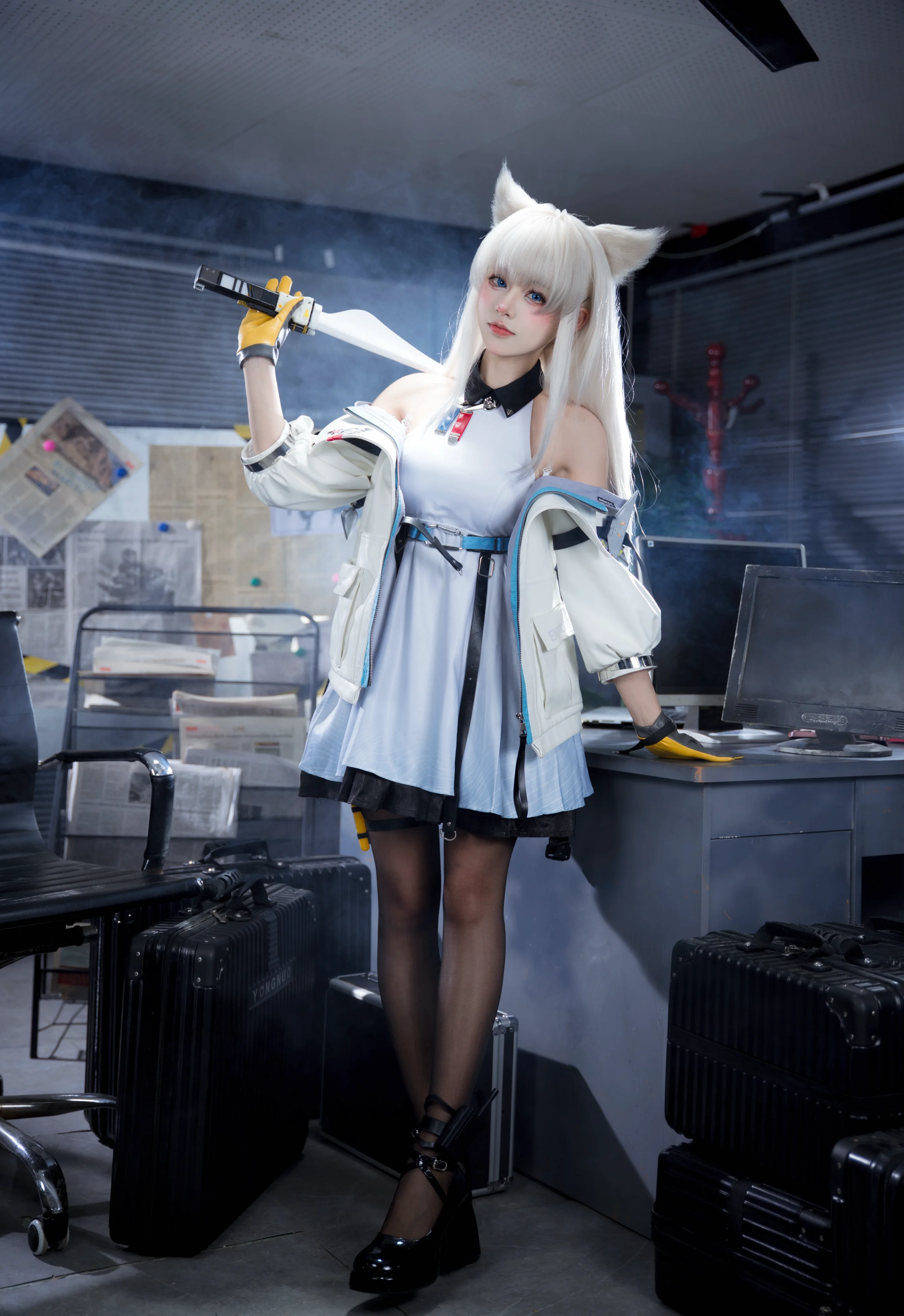 [佩丽卡cos] 终末地战术风兽耳少女的棚拍记录 - 第 3 张