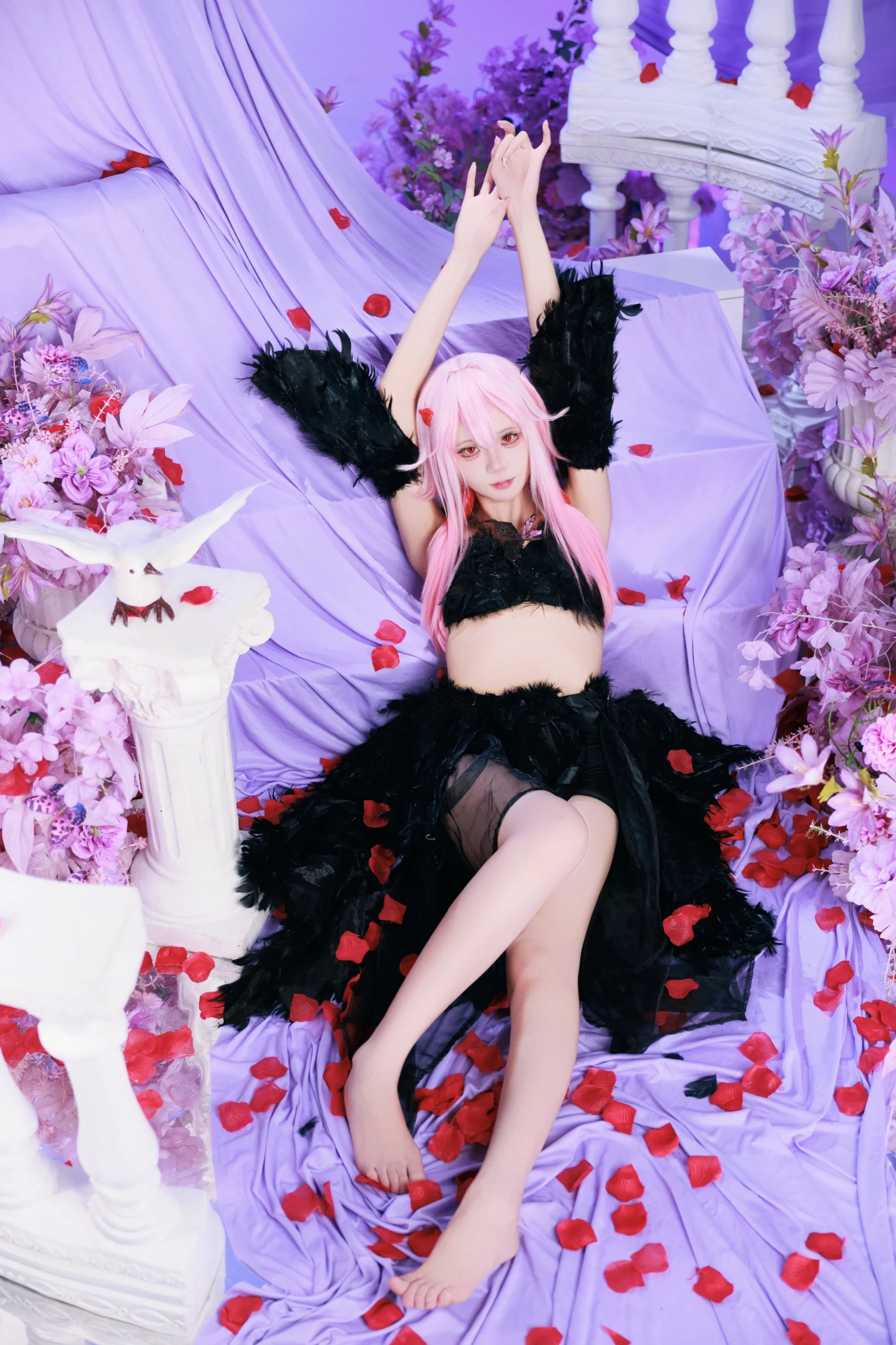 【楪いのり コスプレ】ギルティクラウン黒羽、紫の花海で静寂なる赤い瞳の瞬間を捉えて - 2 枚目