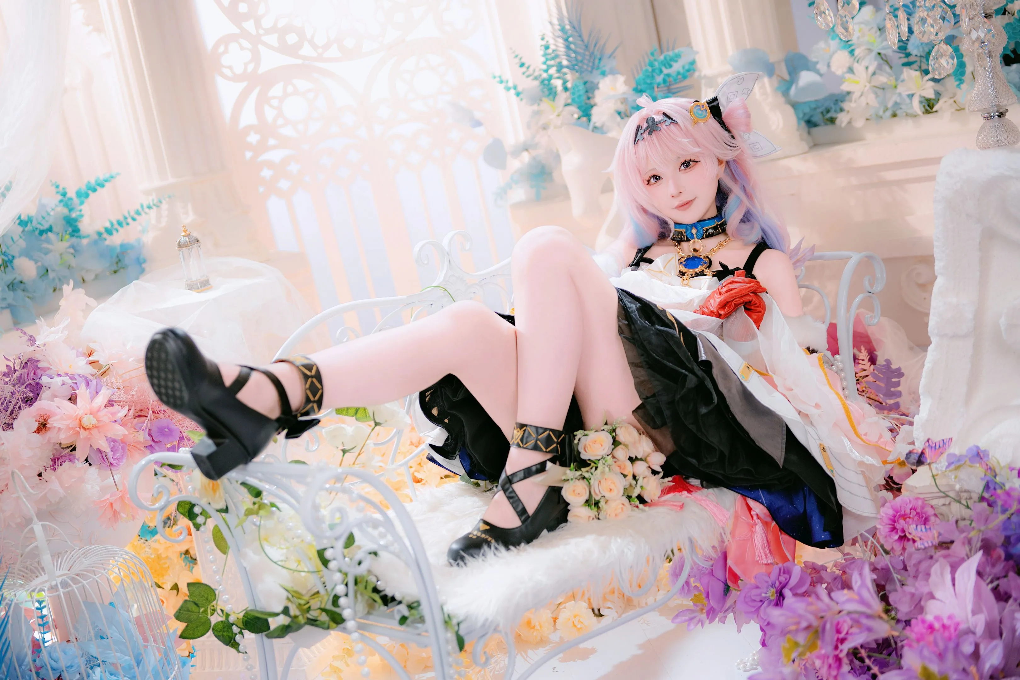 [Denia Cosplay] Denia in Wuthering Waves, This Color Scheme is Truly Dreamy - Image 1