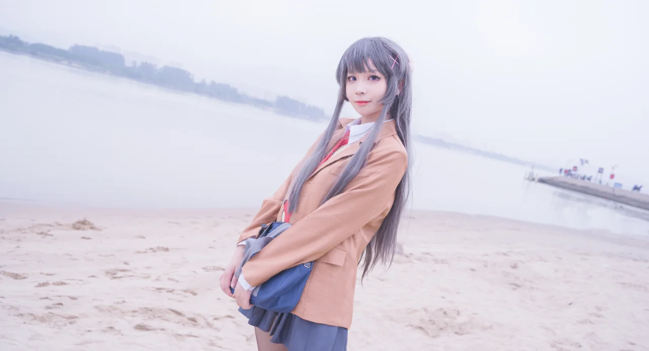 【樱岛麻衣cos】水岸边捉摸不透的回眸与心意 - 第 6 张