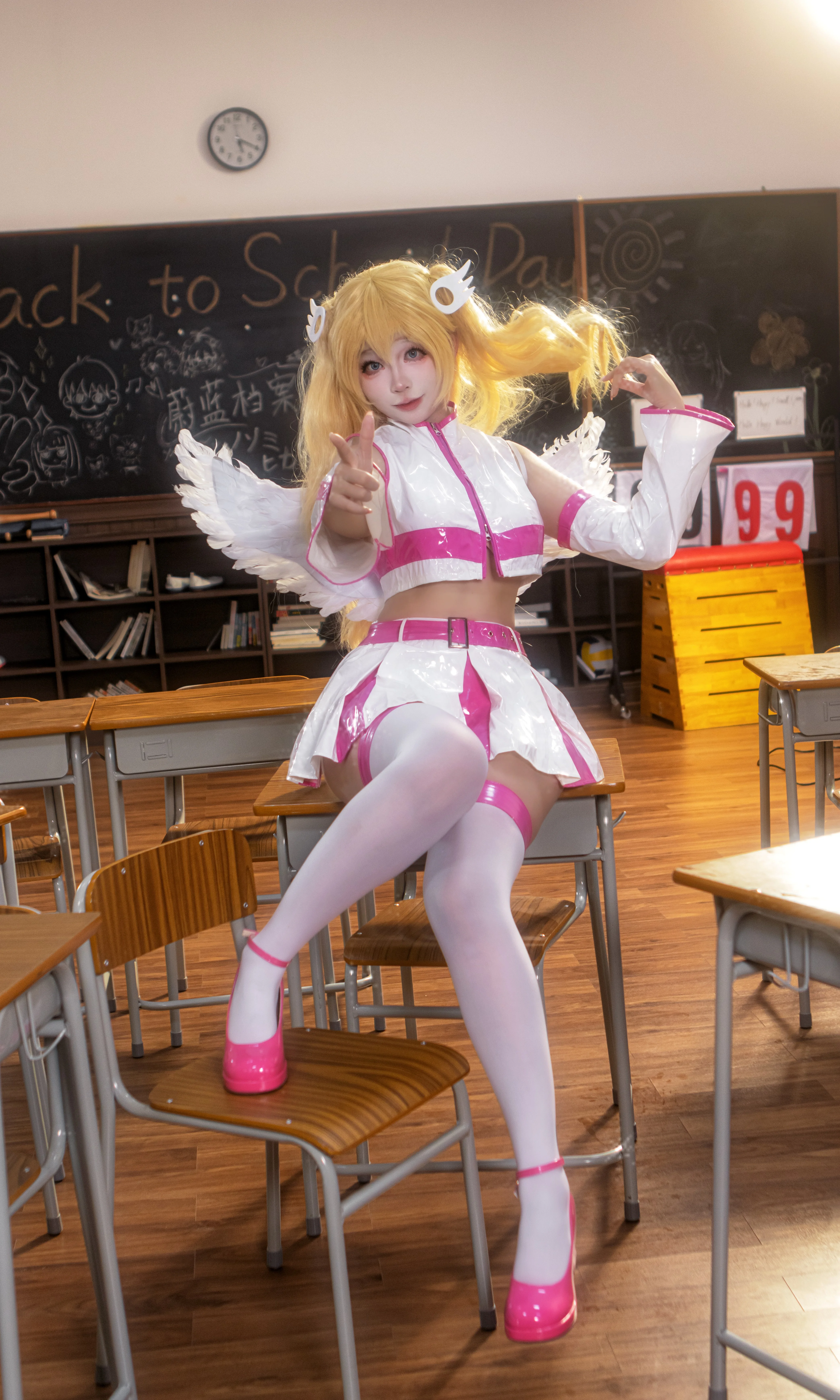 【莉莉艾露cos】期末周闯进教室的25次元天使 - 第 1 张
