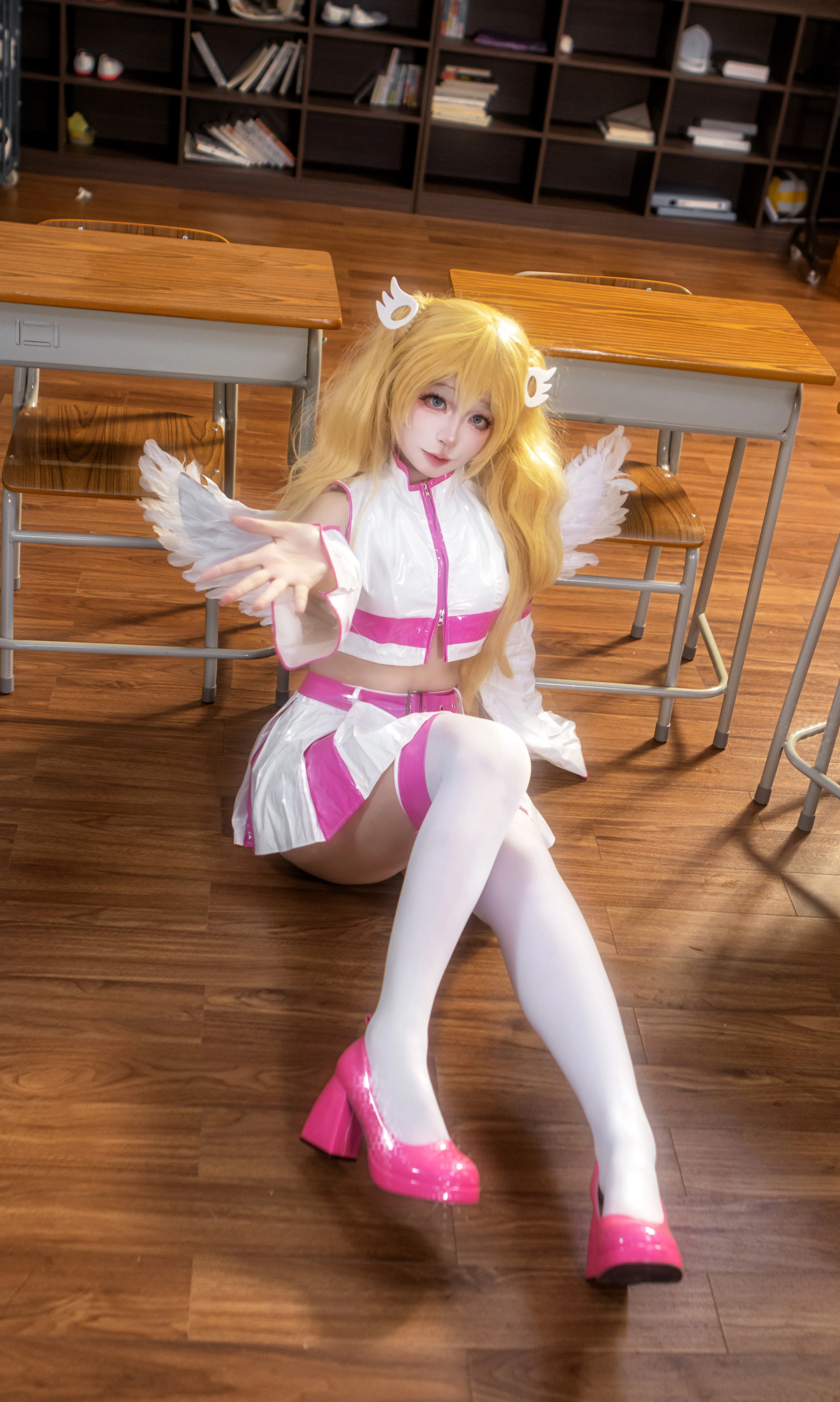 【莉莉艾露cos】期末周闯进教室的25次元天使 - 第 2 张