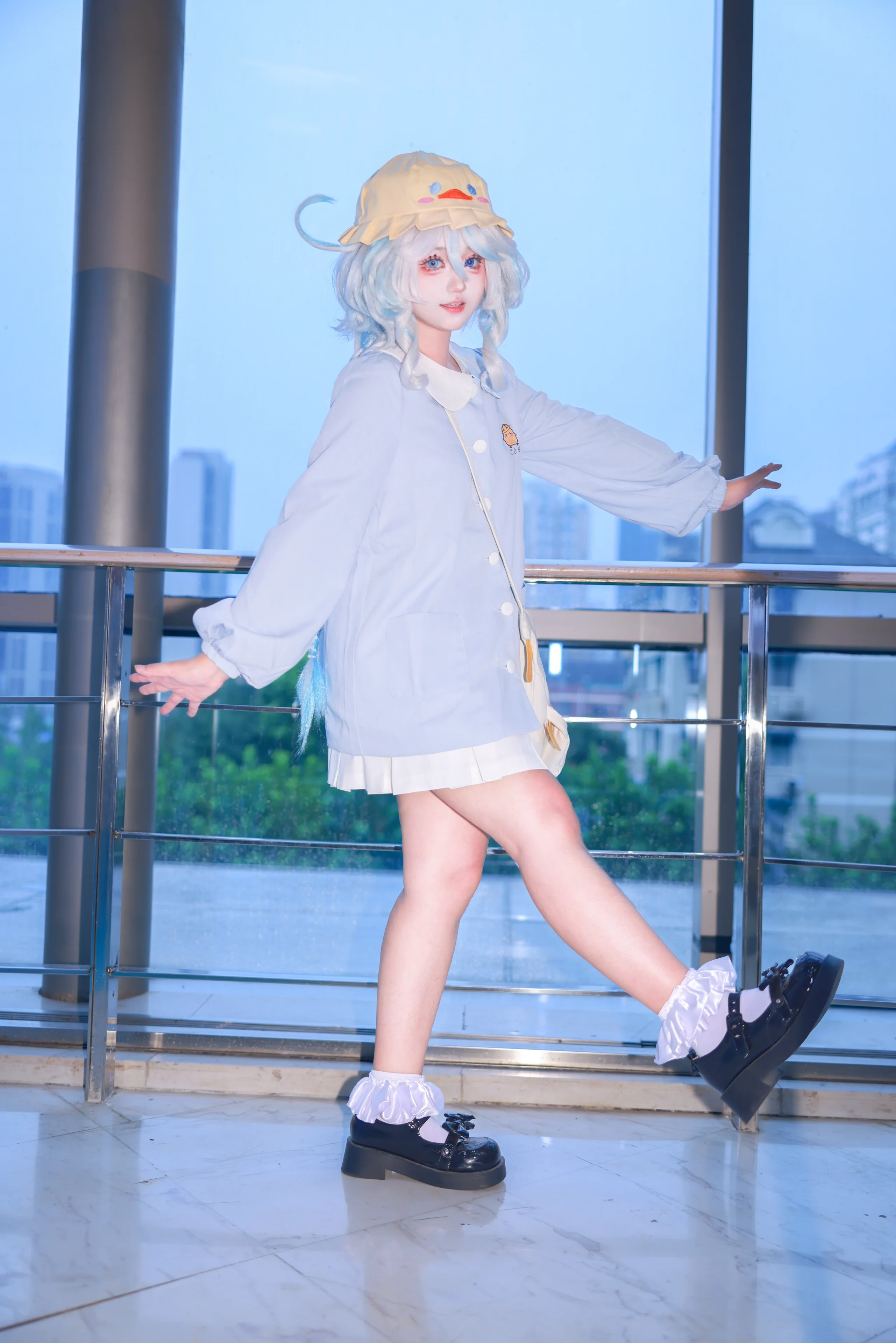 【芙宁娜cos】原神里的灵动身影，蓝白穿搭记录