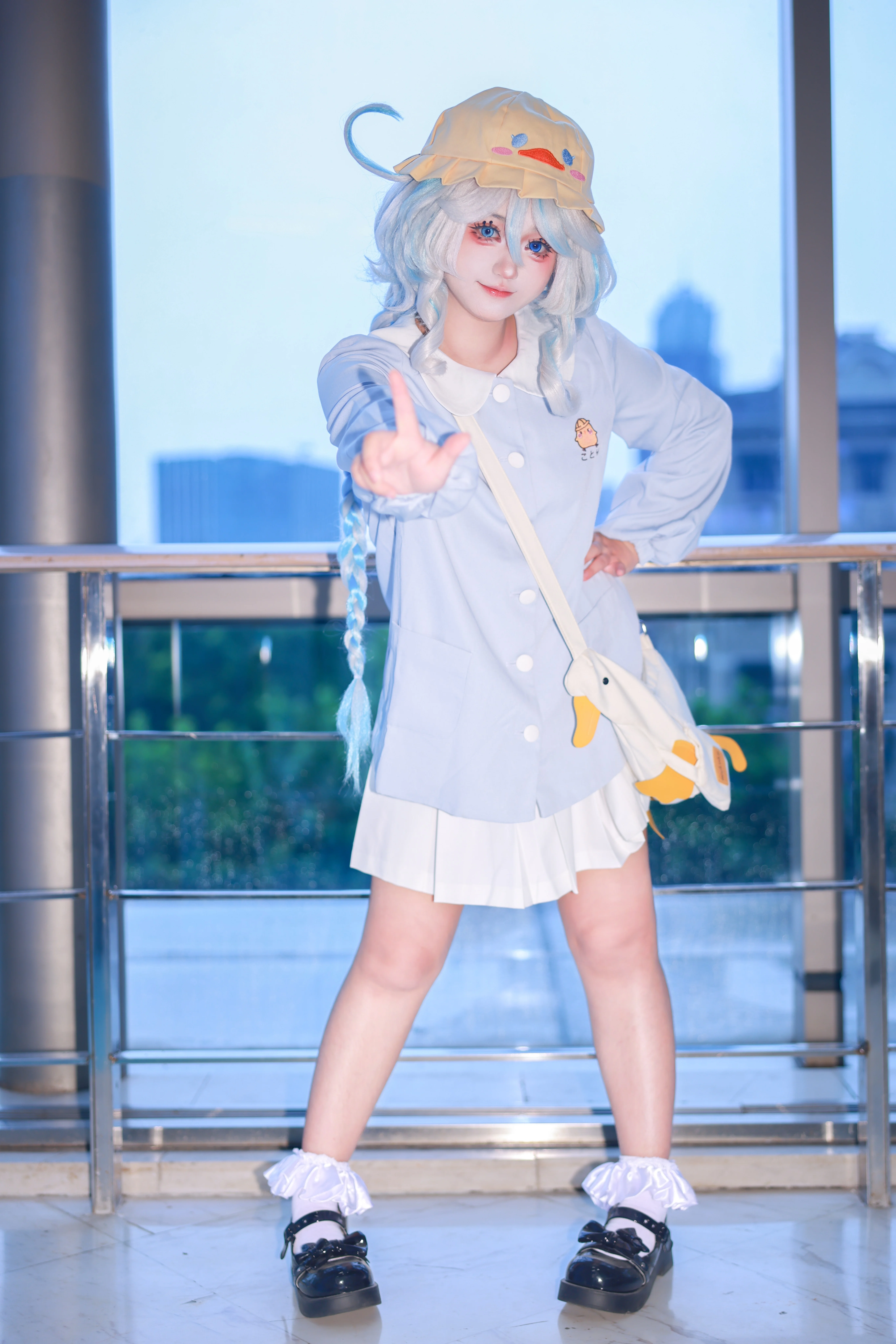 【芙宁娜cos】原神里的灵动身影，蓝白穿搭记录 - 第 2 张