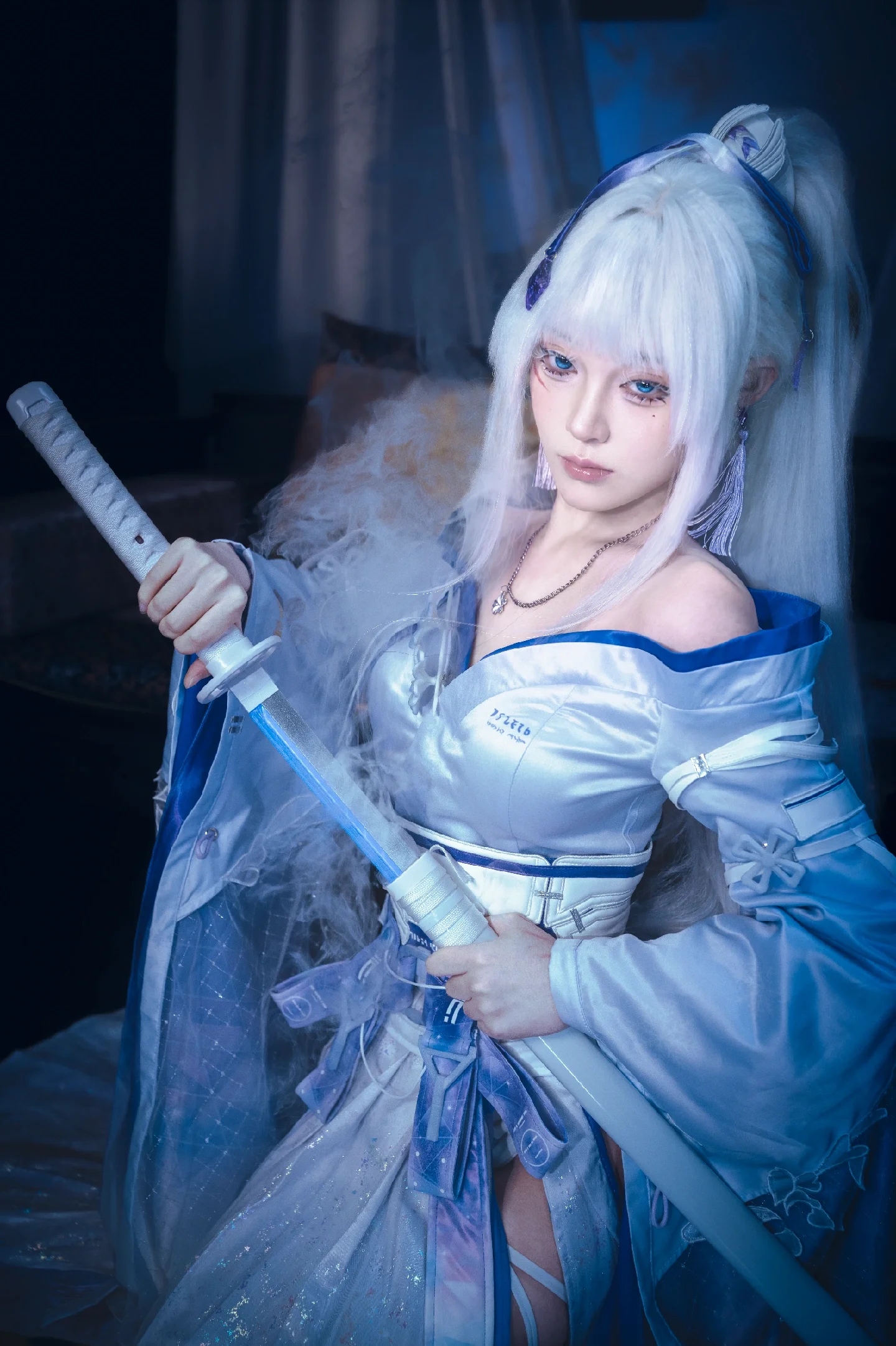 【绯雪cos】鸣潮里的冰系元素，清冷质感拉满