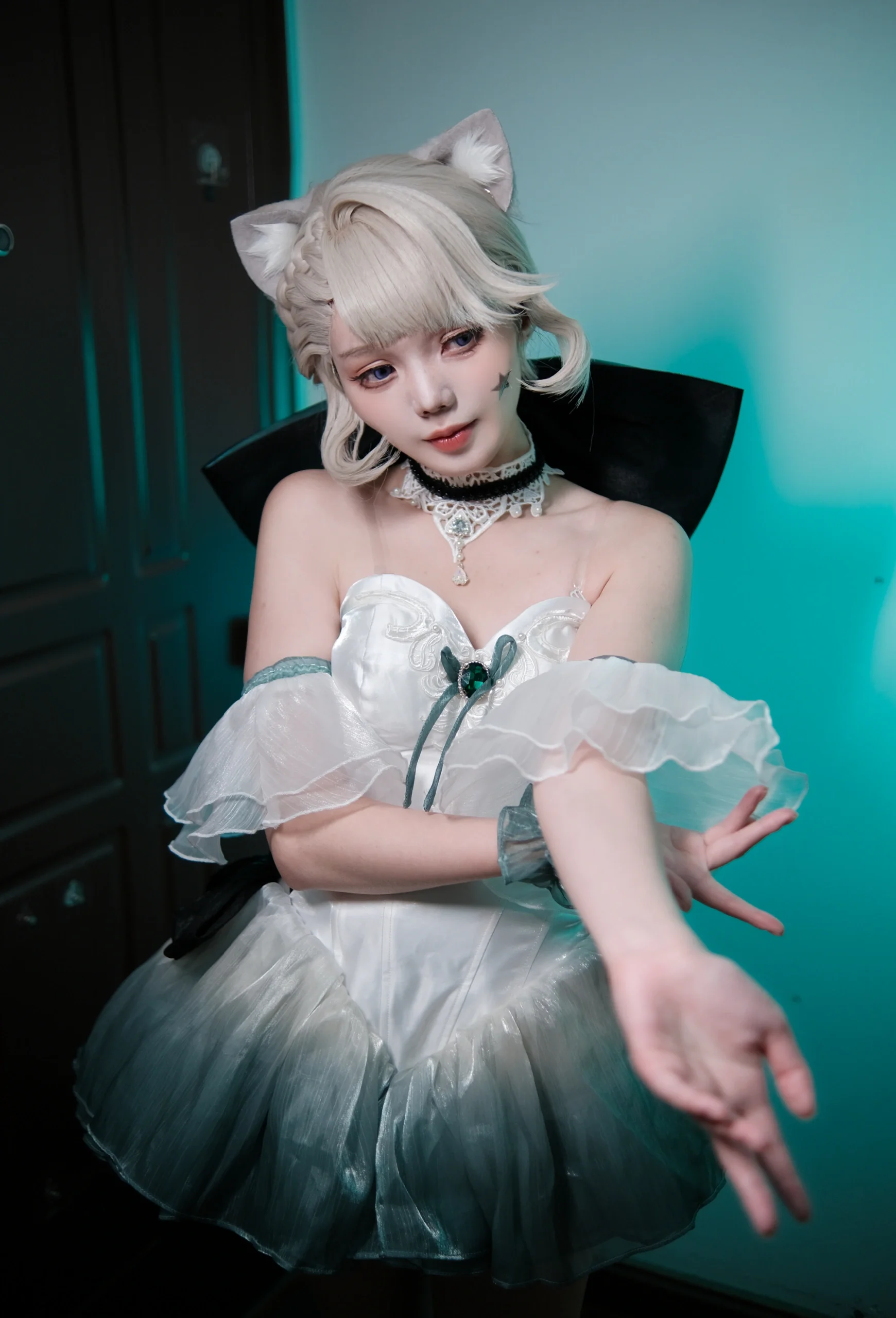[Lynette Cosplay] Two Outfits Experiencing Fontaine's French Flair and Exquisite Makeup - Image 4