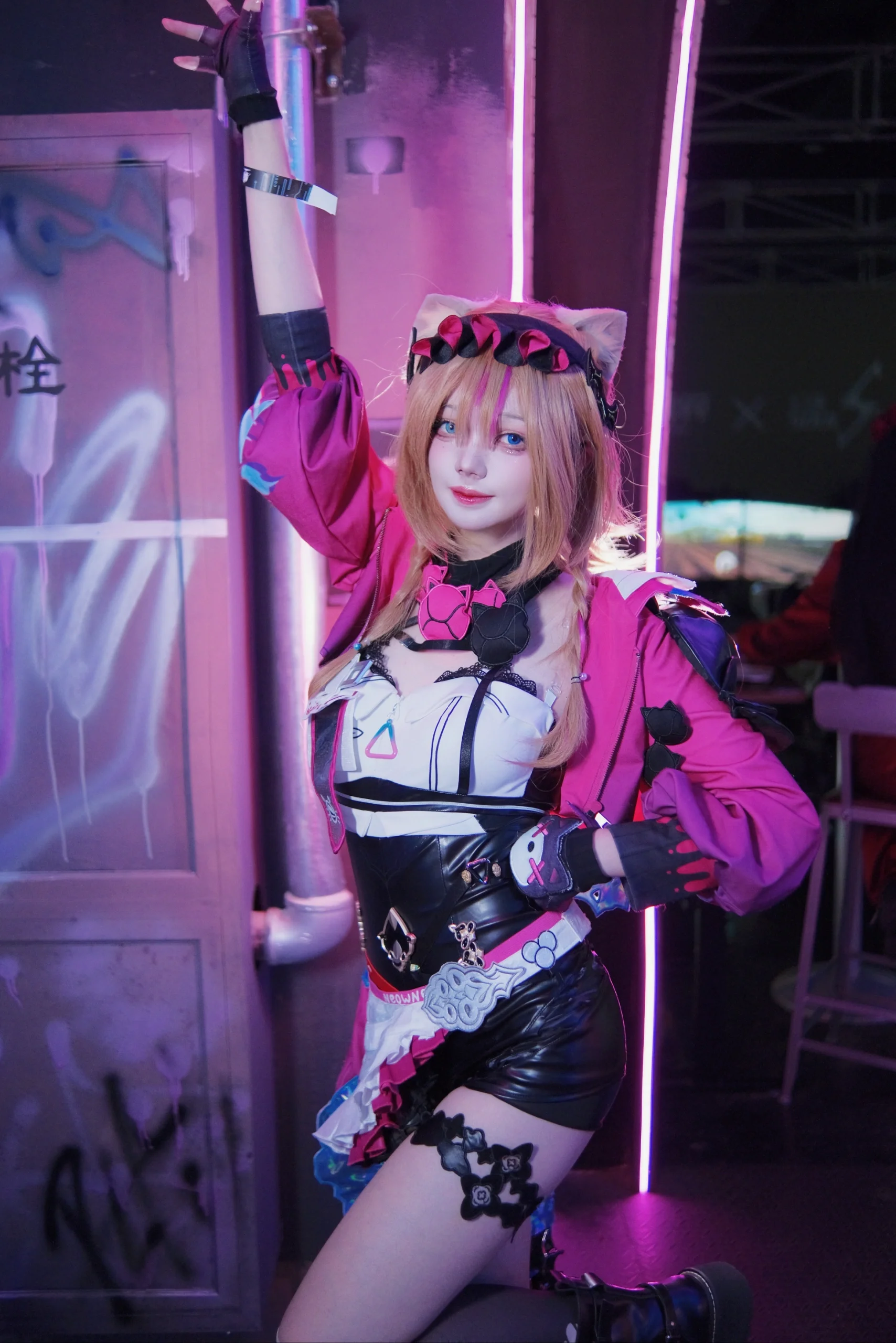 【パルドフェリスコスプレ】崩壊3rdの中でピンク×ブラックのネコちゃんに - 3 枚目