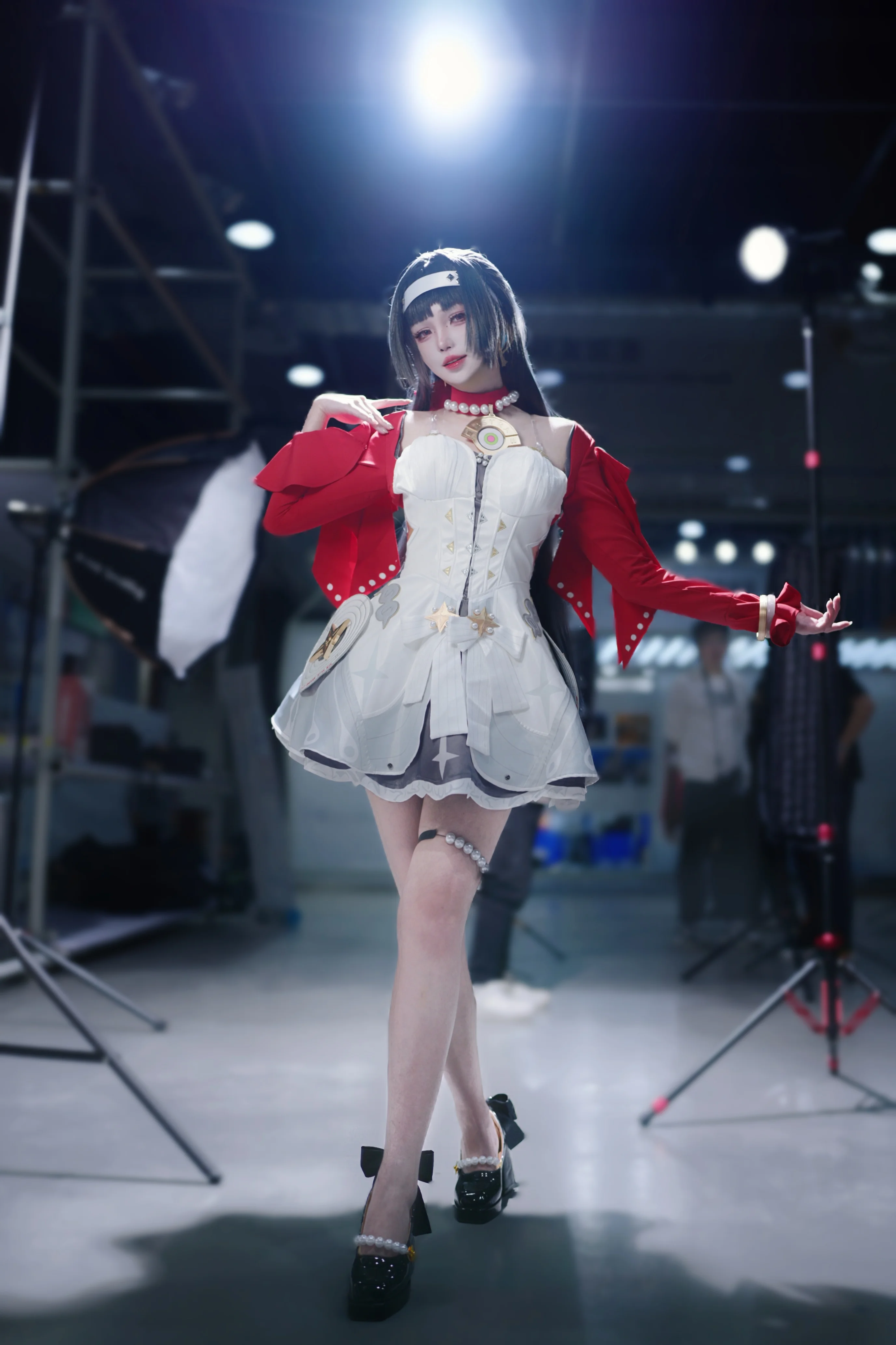 【耀嘉音cos】绝区零大明星，棚拍场照快速直出 - 第 3 张
