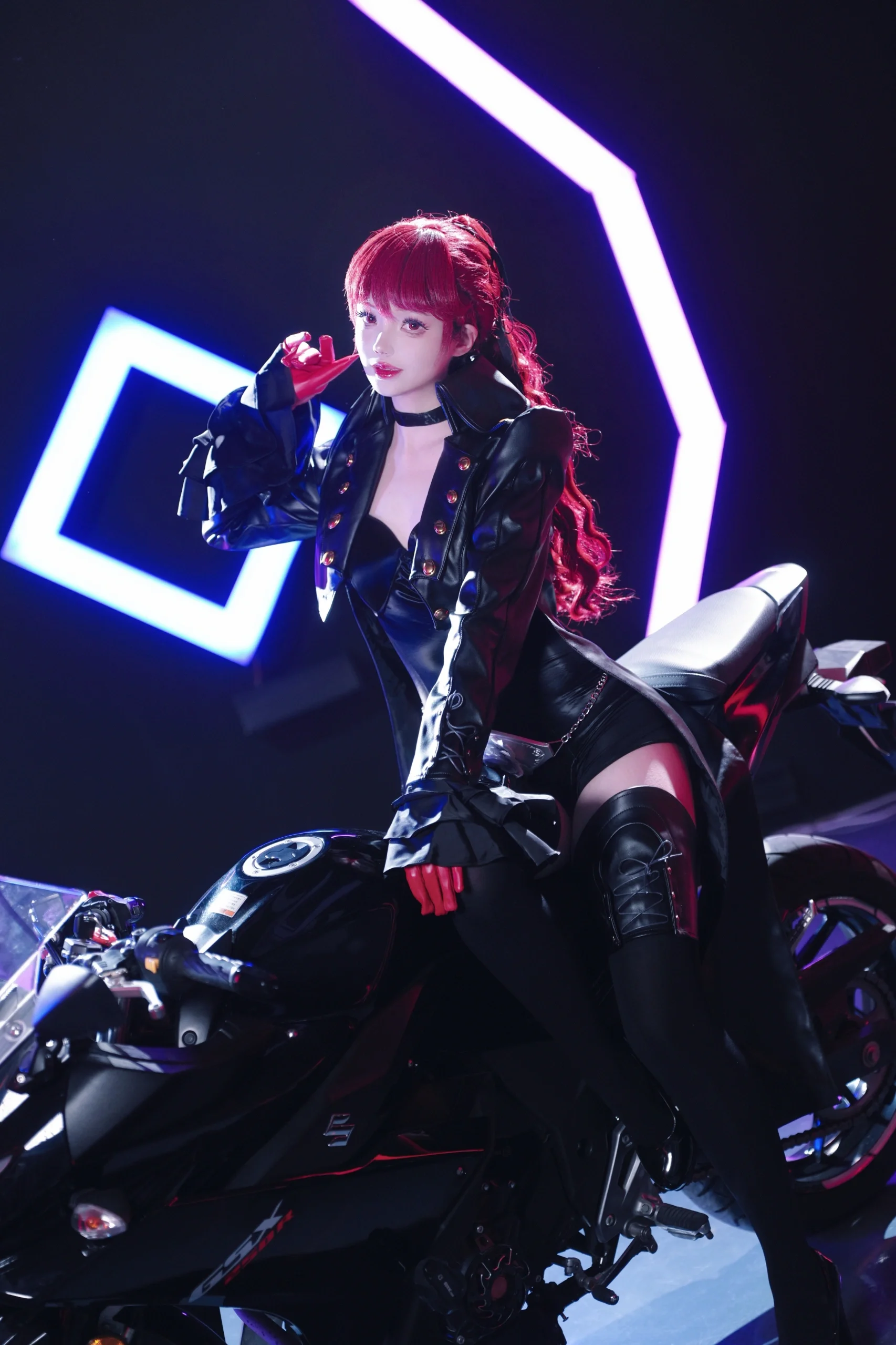 【芳泽霞cos】女神异闻录5皇家版里的红发机车女孩 - 第 7 张