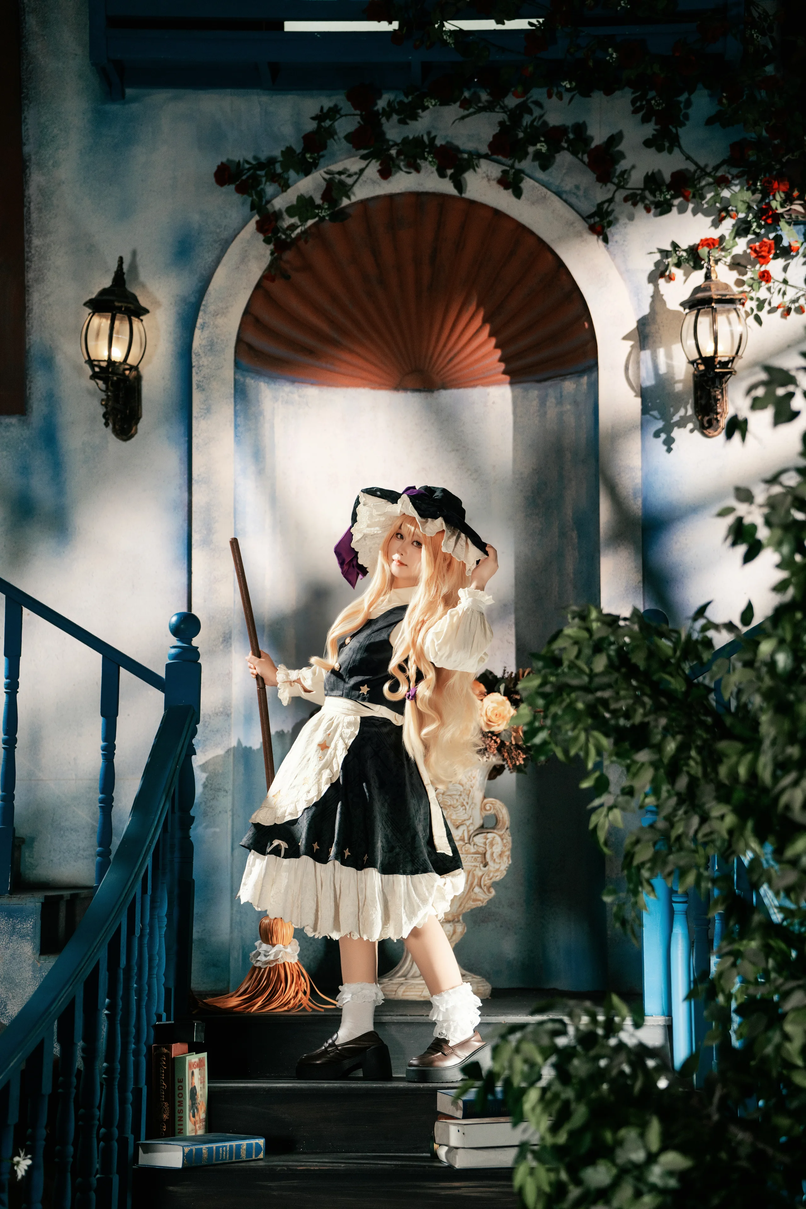 [Marisa Kirisame cosplay] Touhou Project's Witch of the Staircase Corridor