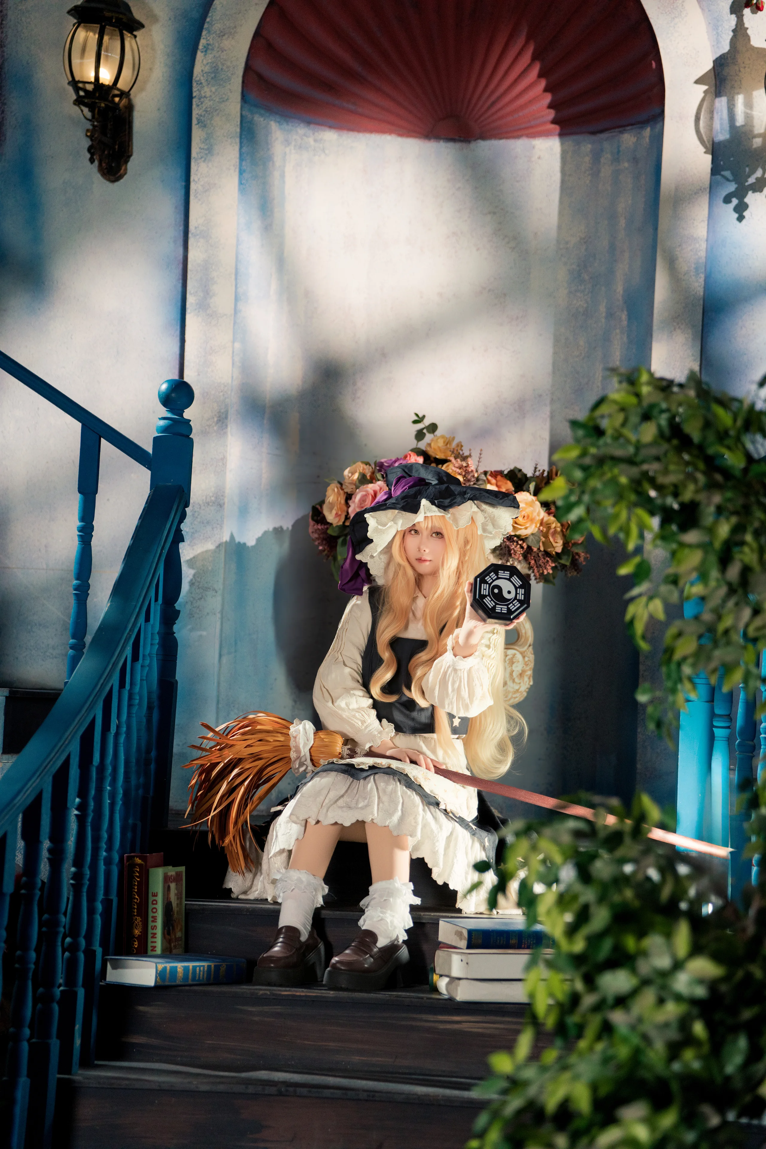 【雾雨魔理沙cos】东方Project的魔法使在楼道里的演绎 - 第 3 张