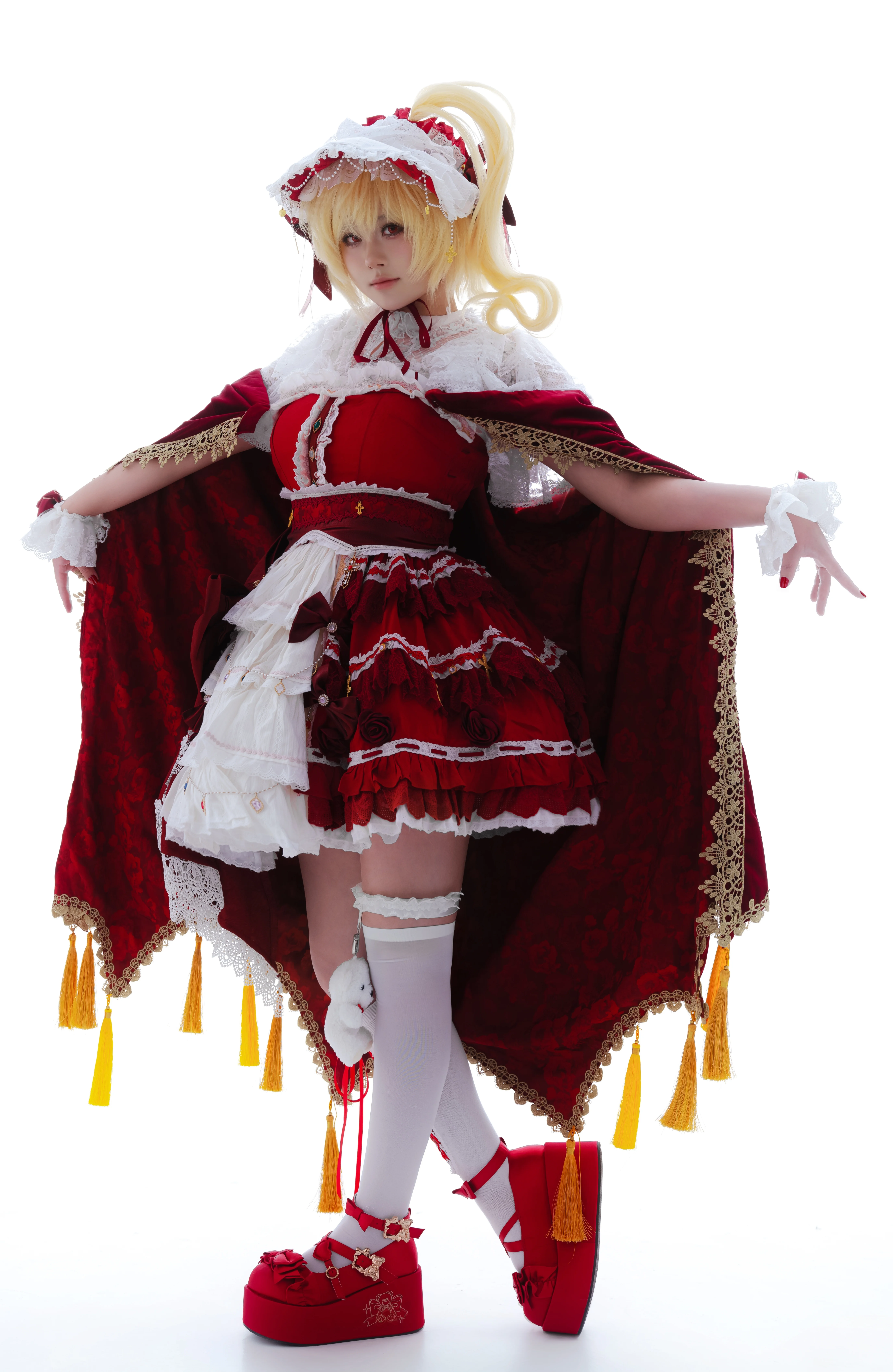 【芙兰朵露cos】东方project中压迫感与危险气息的视觉呈现