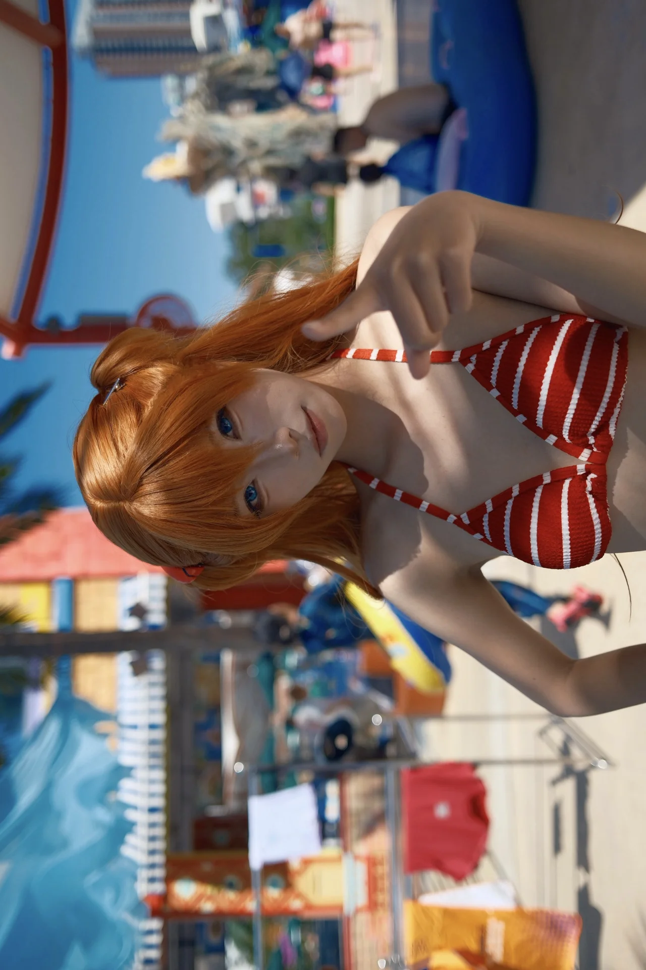 【明日香cos】新世纪福音战士夏日海滨的轻松互动瞬间