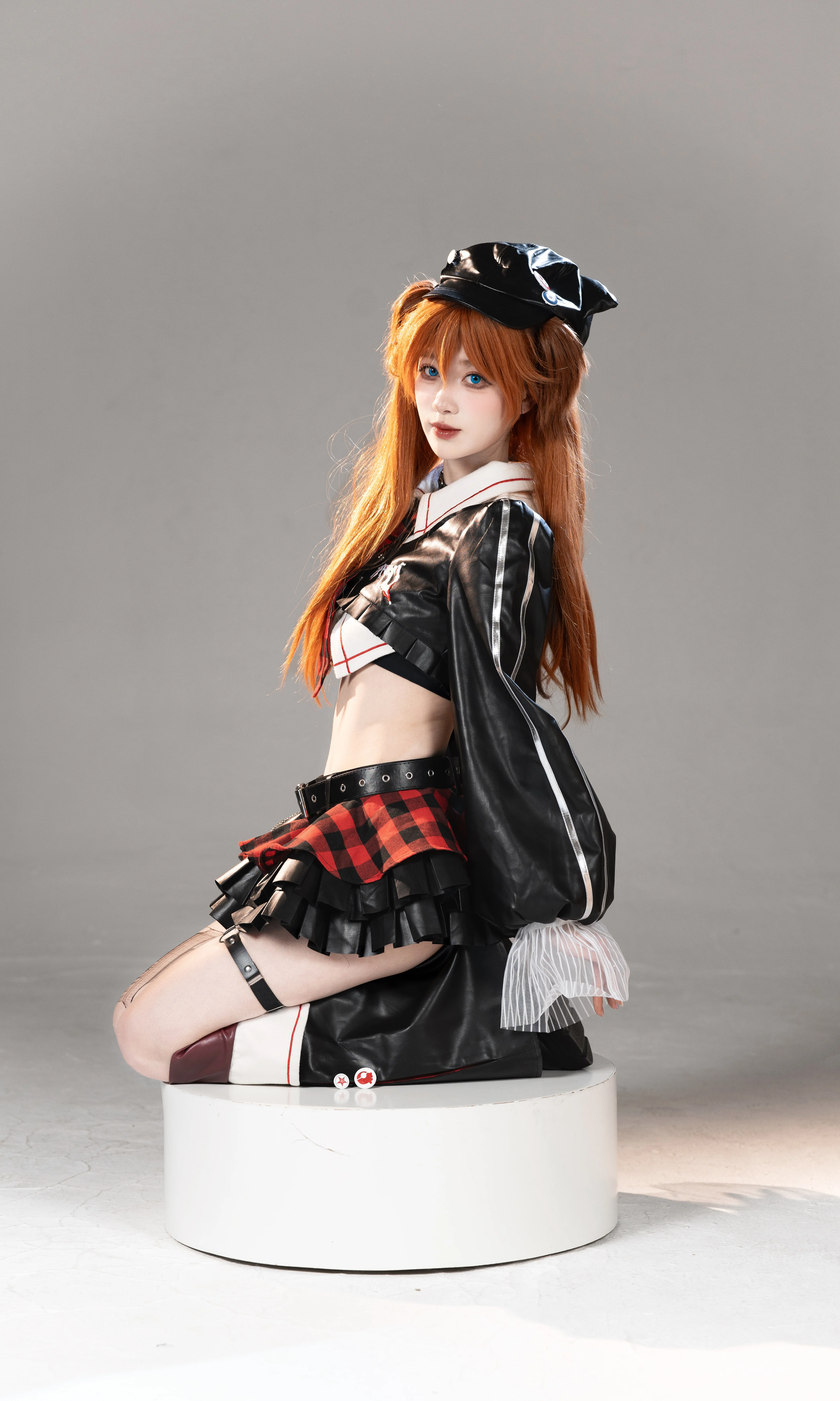 [Asuka Cosplay] Punk Rock Band Theme in Neon Genesis Evangelion Style: A Self-Record in the White Studio - Image 7