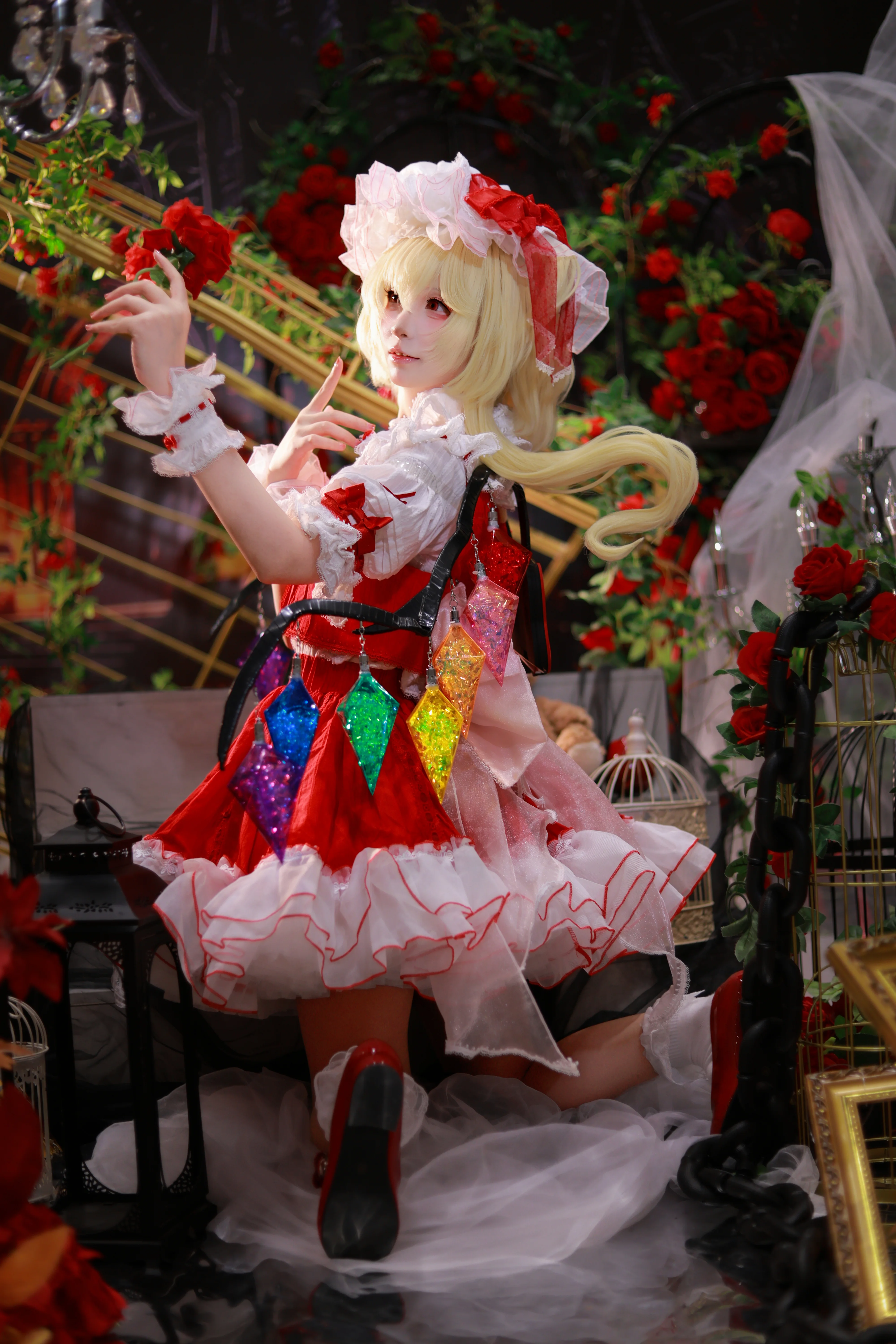 【芙兰朵露cos】红蔷薇乐园里的光影与少女 - 第 2 张